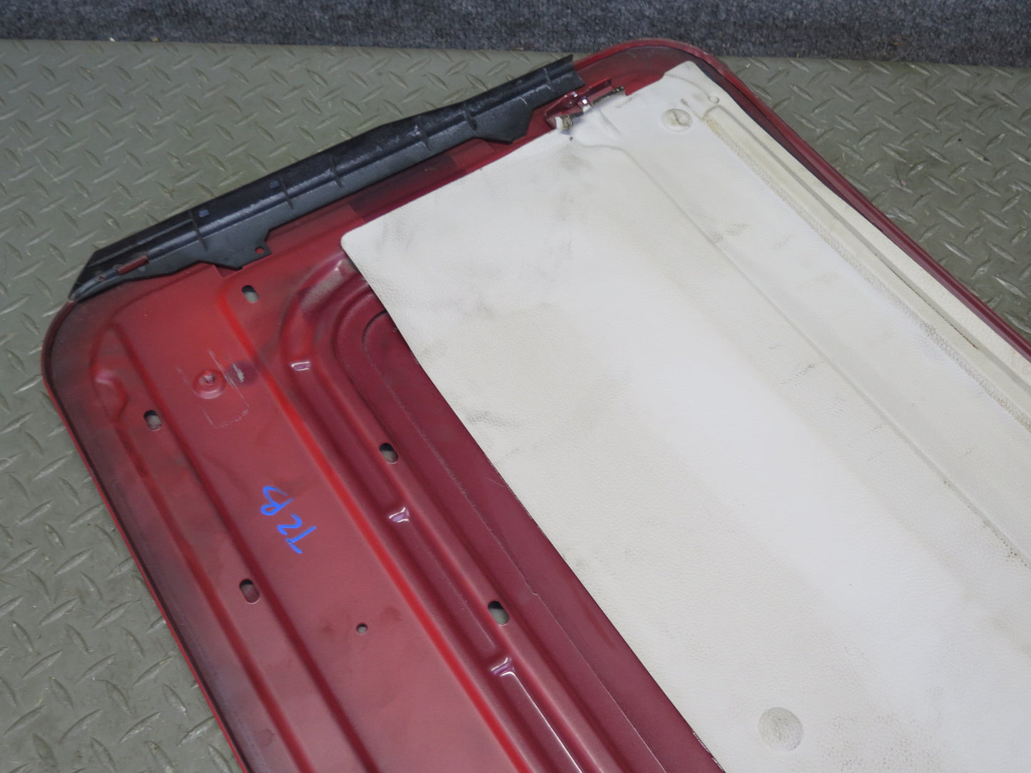 95-99 BMW E36 318ti Compact Sunroof Panel Hell RED OEM