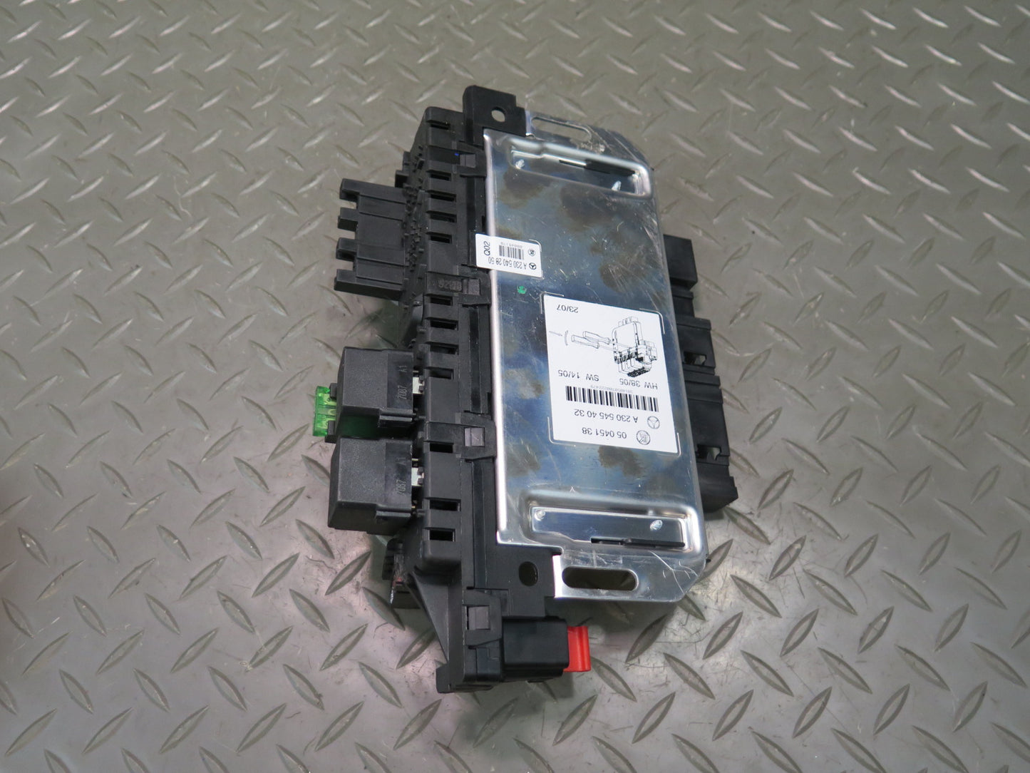 03-12 Mercedes R230 Sl-class Rear SAM Fuse Relay Box Module 2305454032 OEM