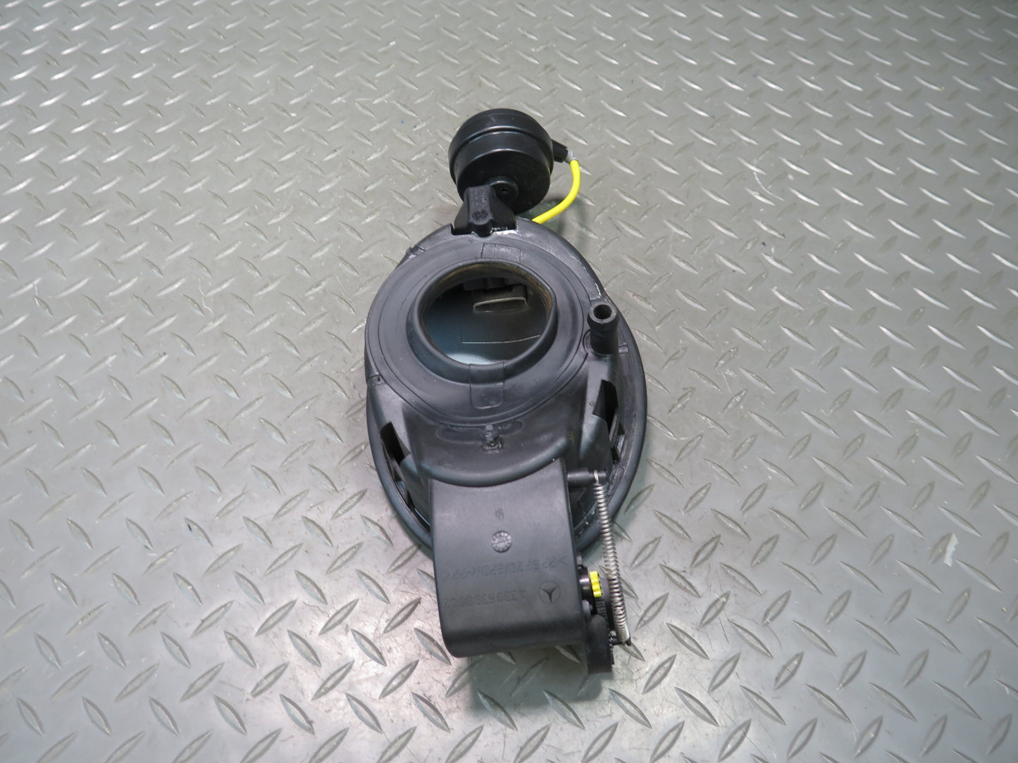 03-12 Mercedes R230 Fuel Tank Filler Door Lid Cover Actuator Housing Set OEM