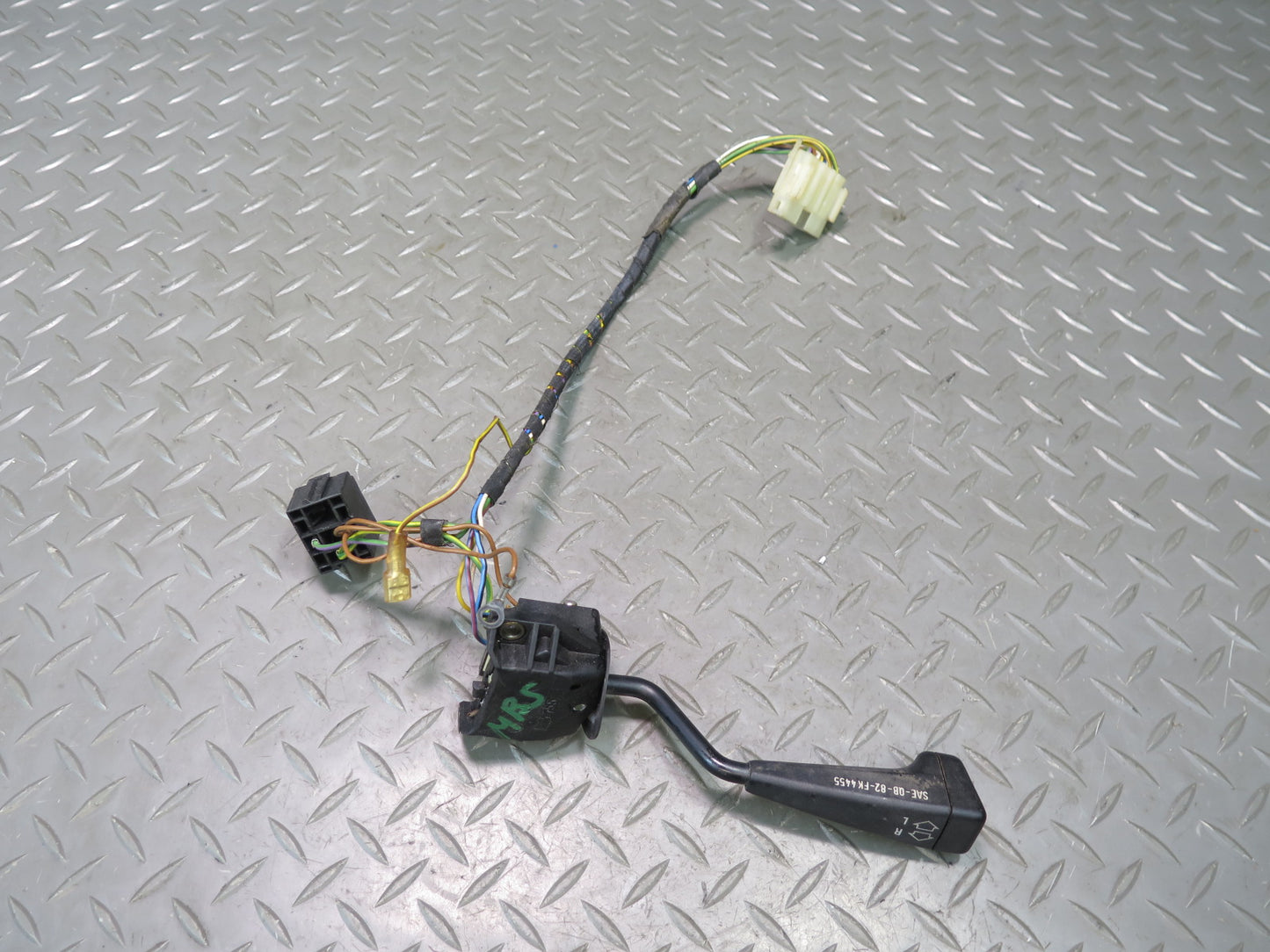 83-85 BMW E24 633CSi 635CSI Steering Column Turn Signal Switch OEM