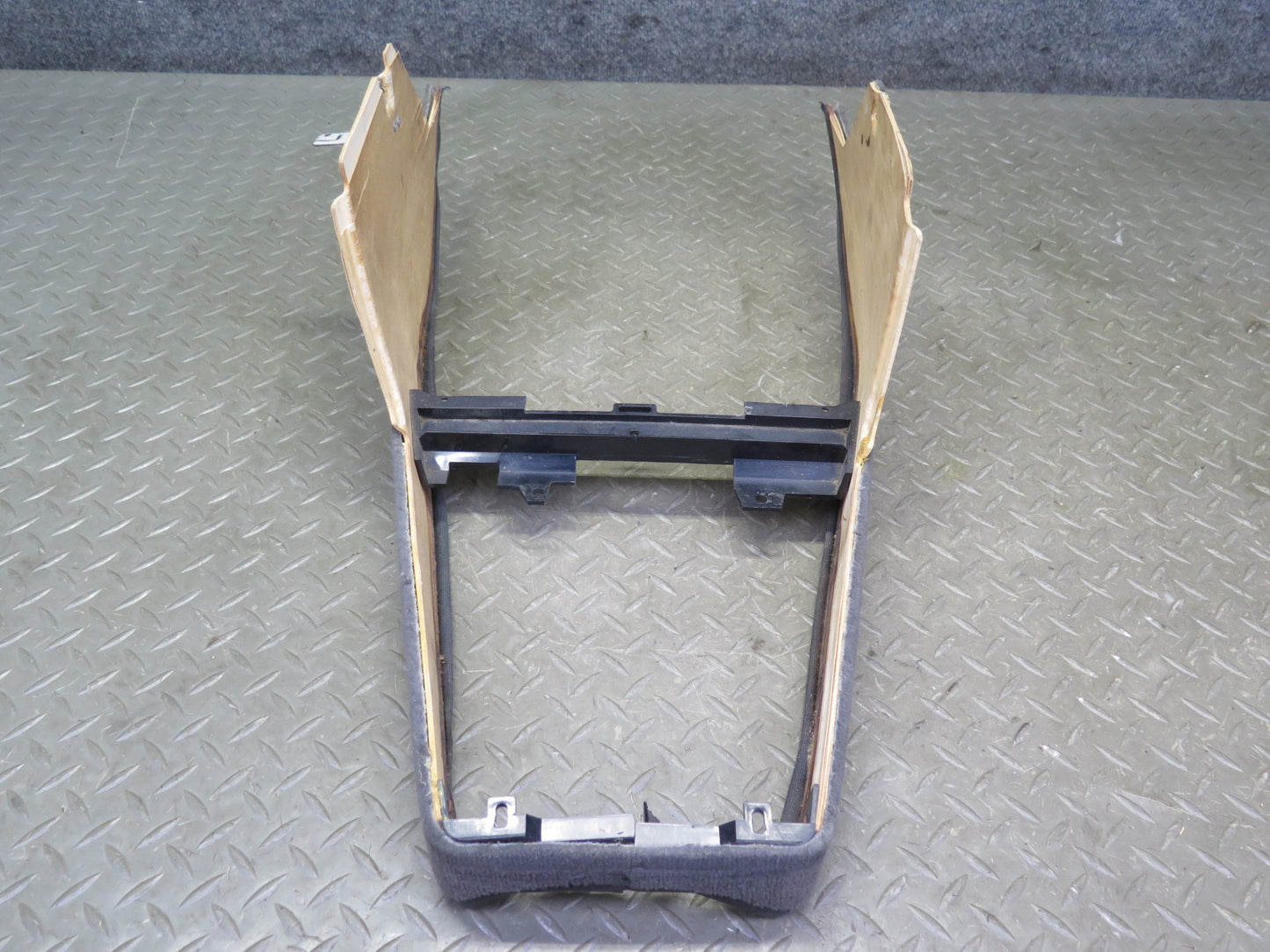 83-89 BMW E24 633CSi 635CSi Center Console Trim Cover Panel 1883804 OEM