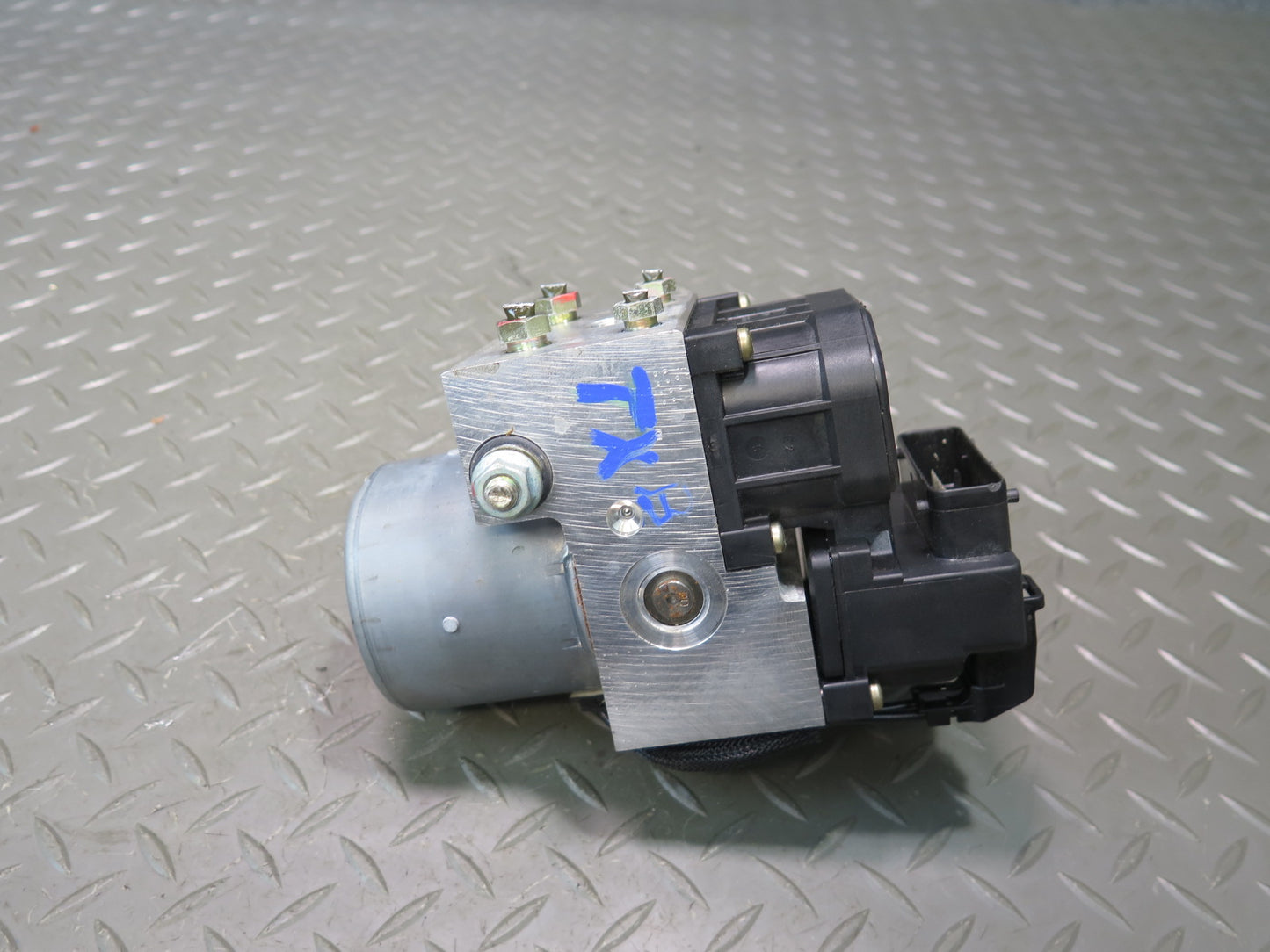 96-99 BMW E36 328ic Anti Lock Brake ABS Pump Module 0265215504 OEM