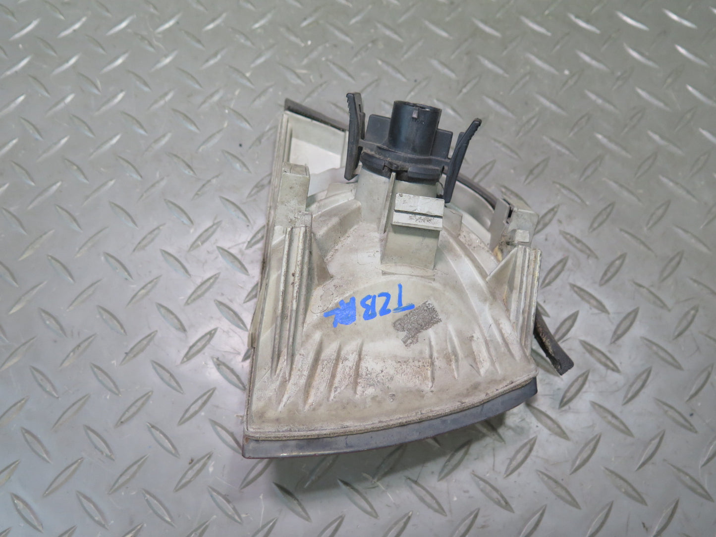 95-99 BMW E36 318ti Compact 2-DOOR Front Turn Signal Corner Light Lamp OEM