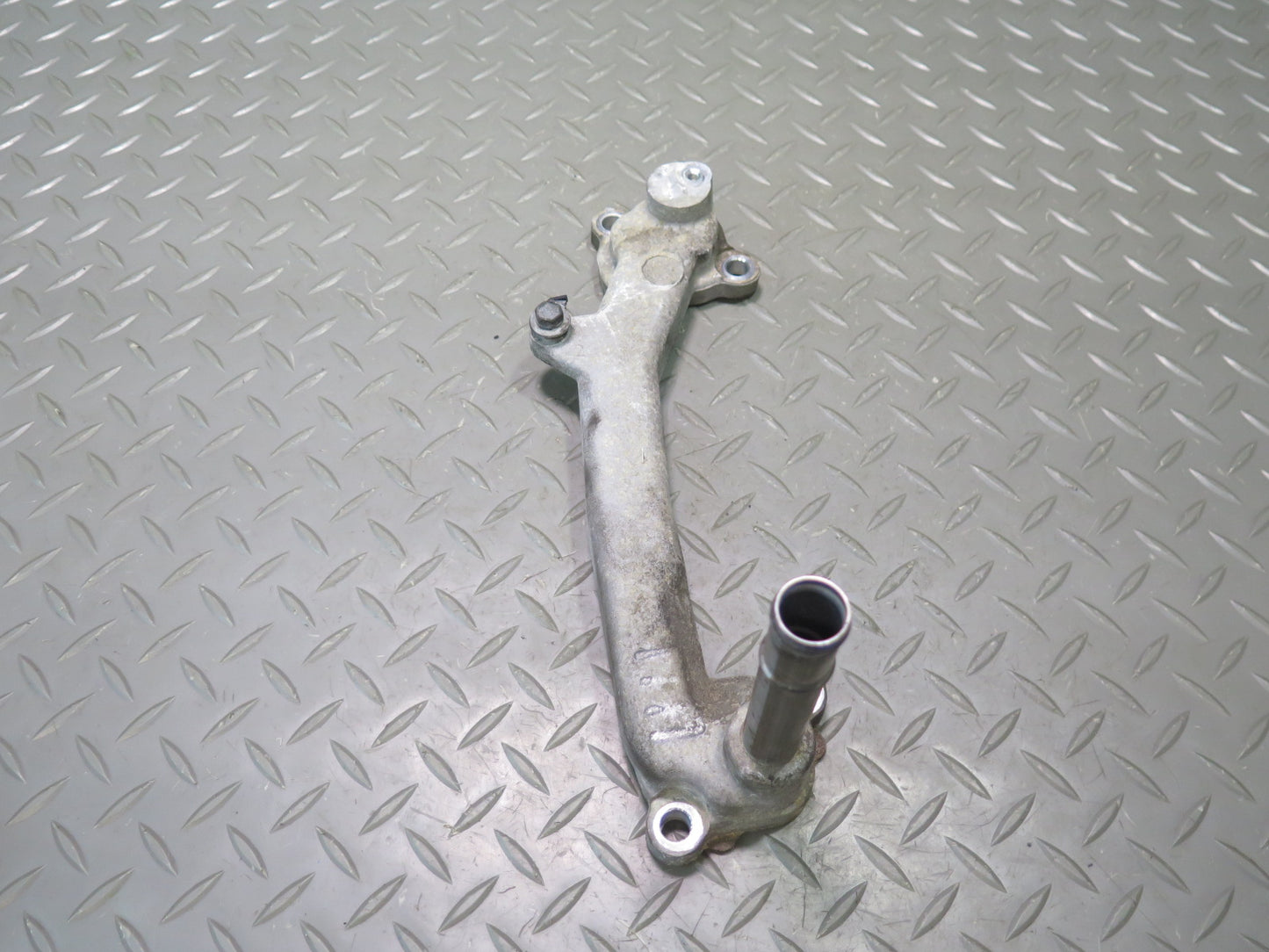 98-00 Lexus UCF20L LS400 1UZFE Engine Coolant Water Bypass Line Tube OEM