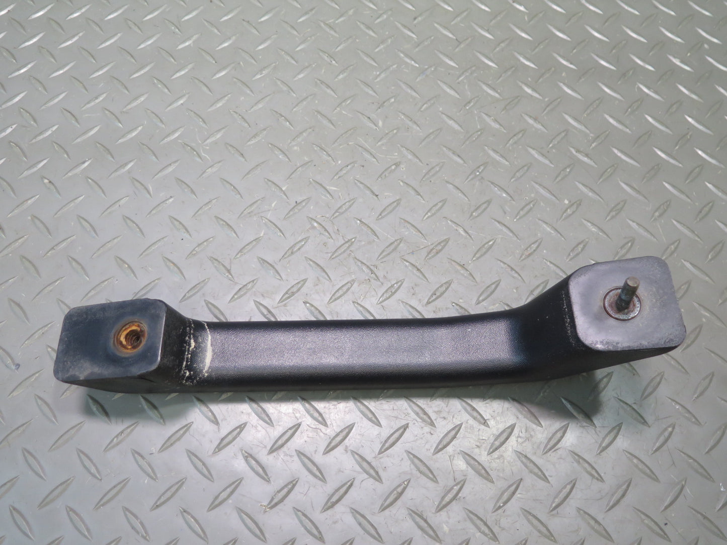 2003-2007 Hummer H2 Left & Right Side Upper Hood Grab Handle Black Set