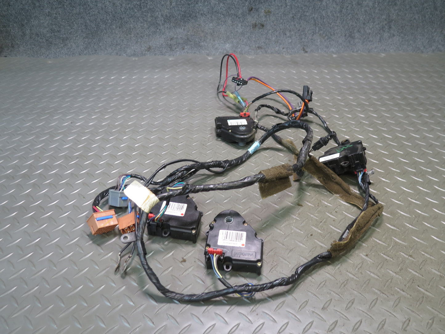 2003-2009 Hummer H2 Hvac A/C Air Heater Door Flap Actuator Motor Wire Set