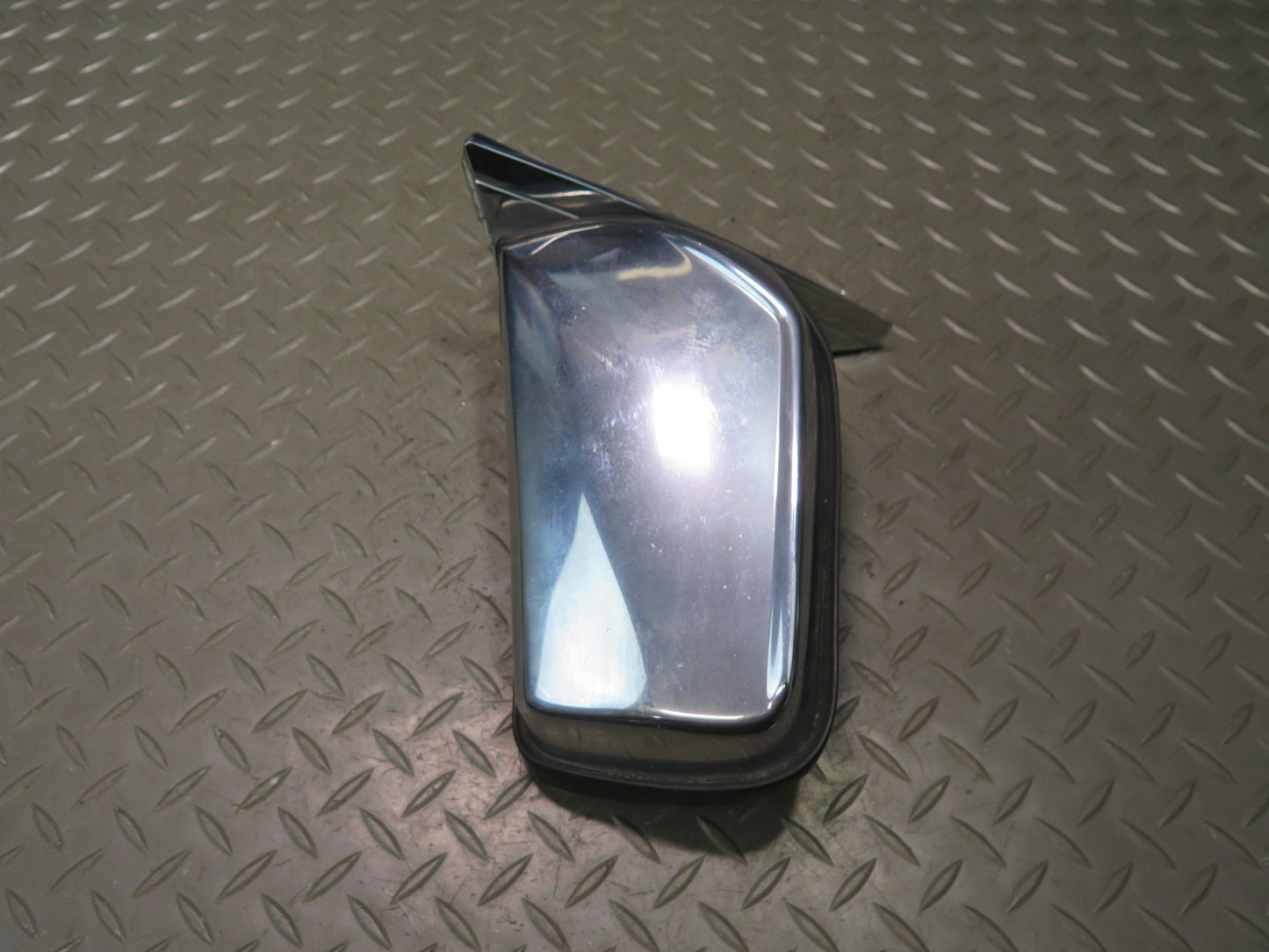 77-83 Mercedes W123 240D Front Left Door Exterior Side View Mirror OEM