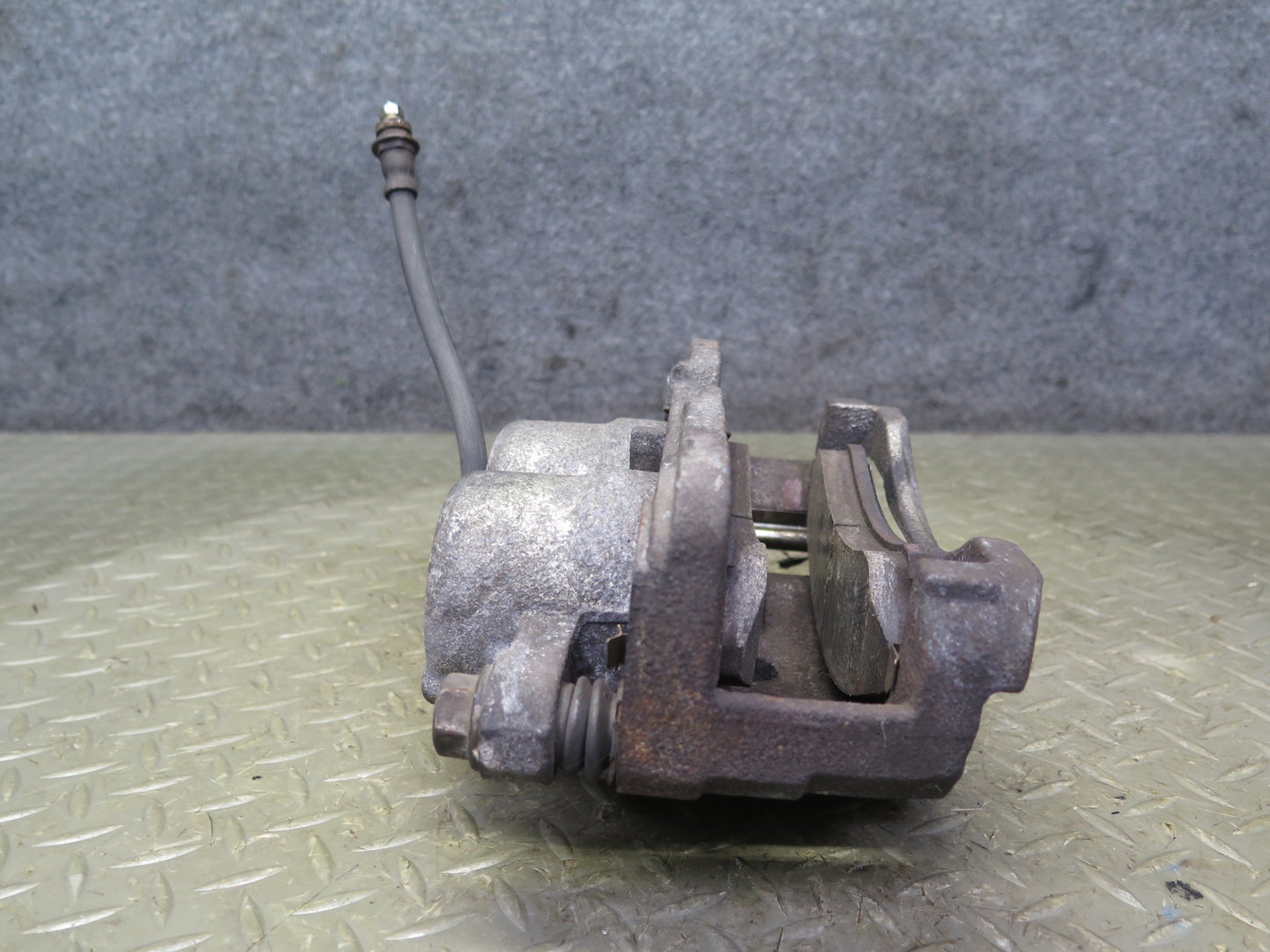 2003-2009 Hummer H2 AWD Rear Left & Right Side Brake Caliper Set of 2