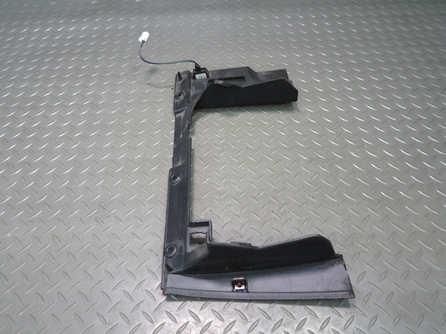 2004-2009 Cadillac XLR Right Side Dashboard Glove Box W/ Frame Trim Panel Set