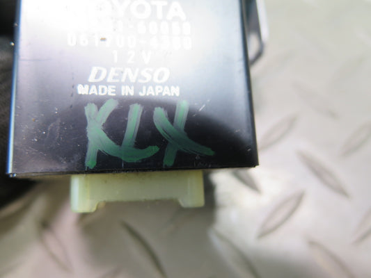 1998-2007 Lexus UZJ100L LX470 Transmission Relay Control Module 89531-60050