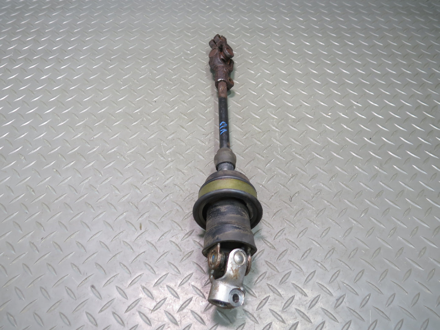 01-05 Lexus JCE10L IS300 Steering Column U Joint Linkage Shaft OEM