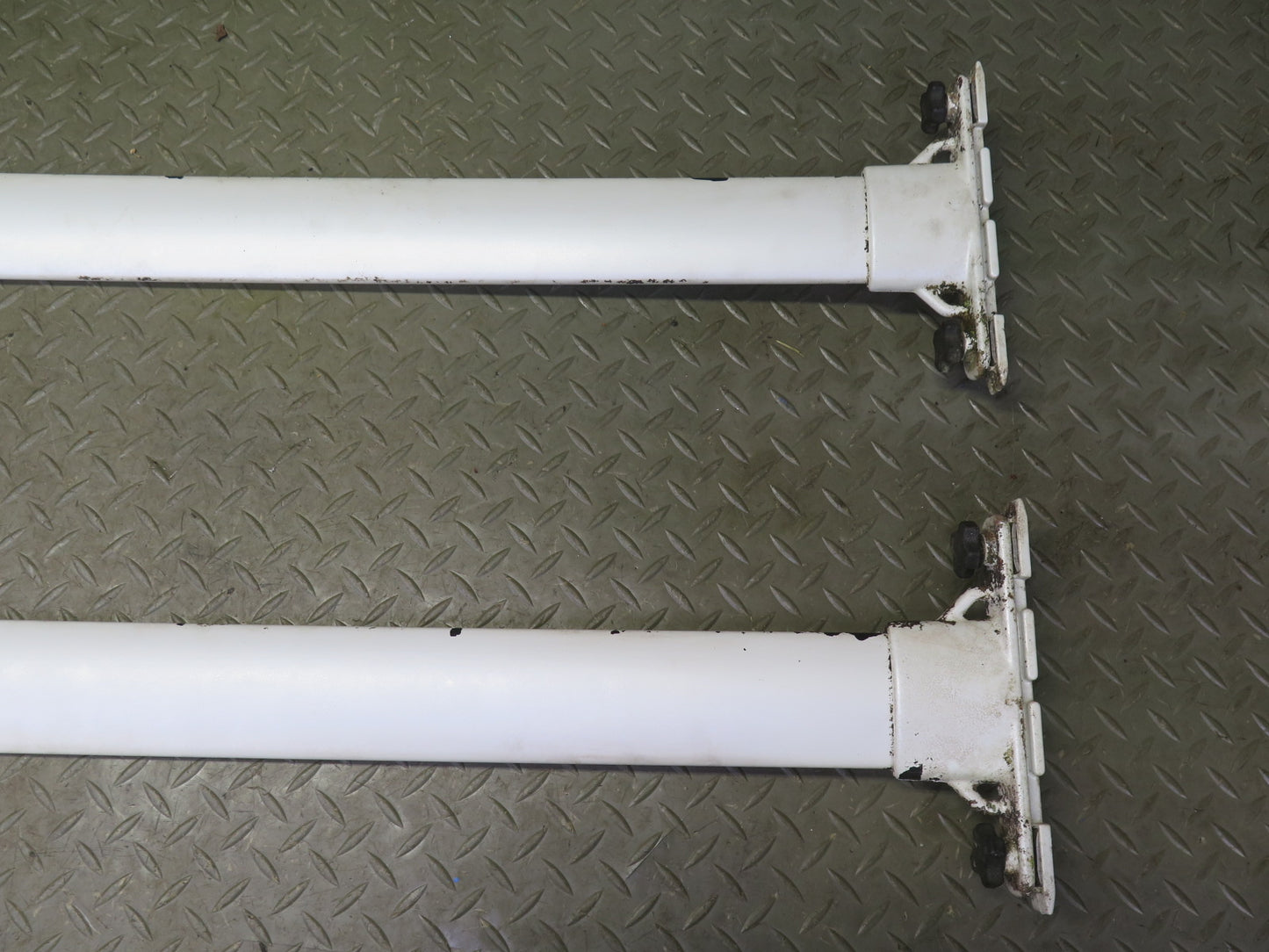 2003-2007 Lexus UZJ100L LX470 Left & Right Roof Luggage Rack Rail Cross Bar Set