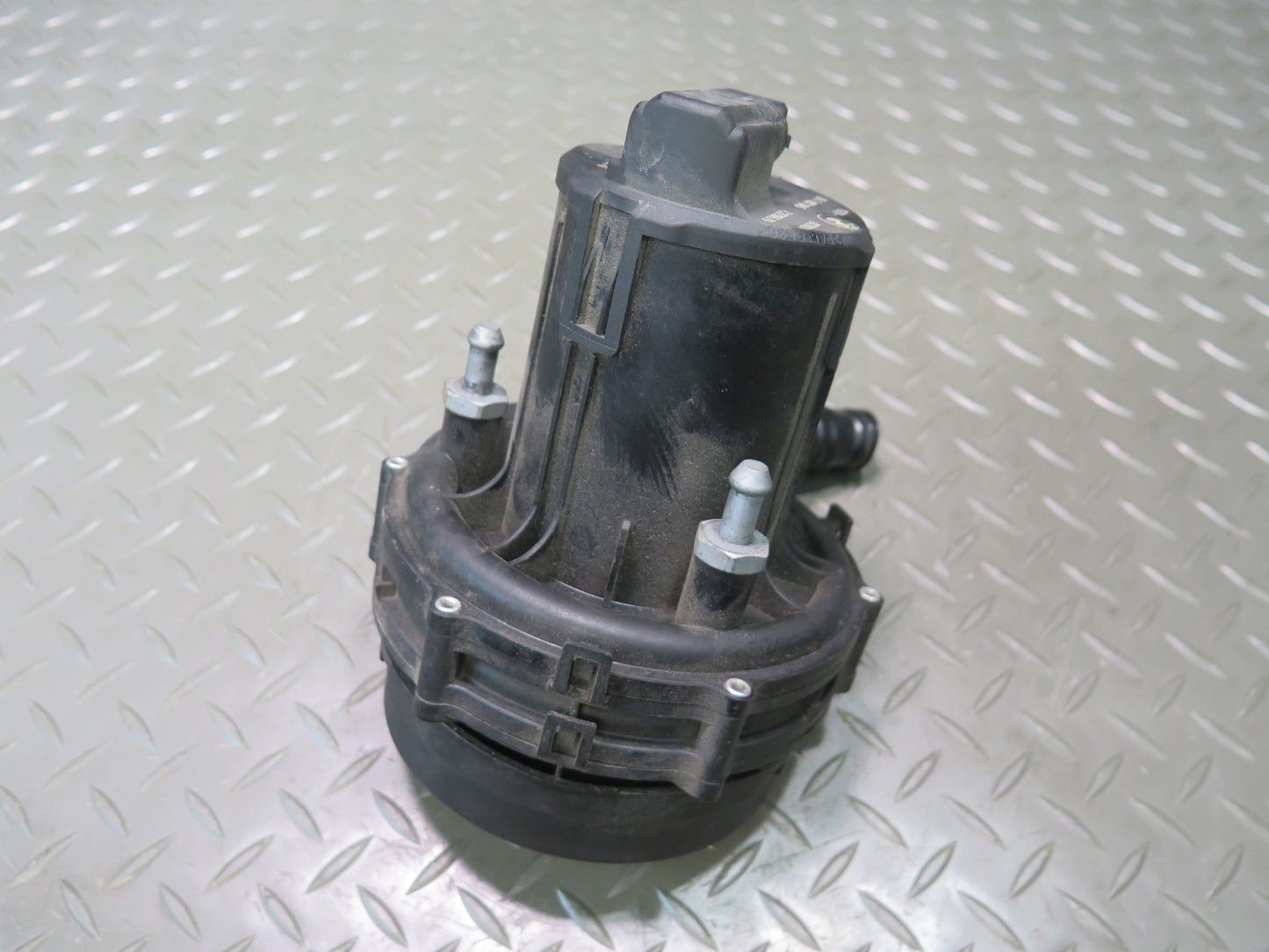 2001-2006 BMW E46 M3 Secondary Air Injection Smog Emission Pump 7832045