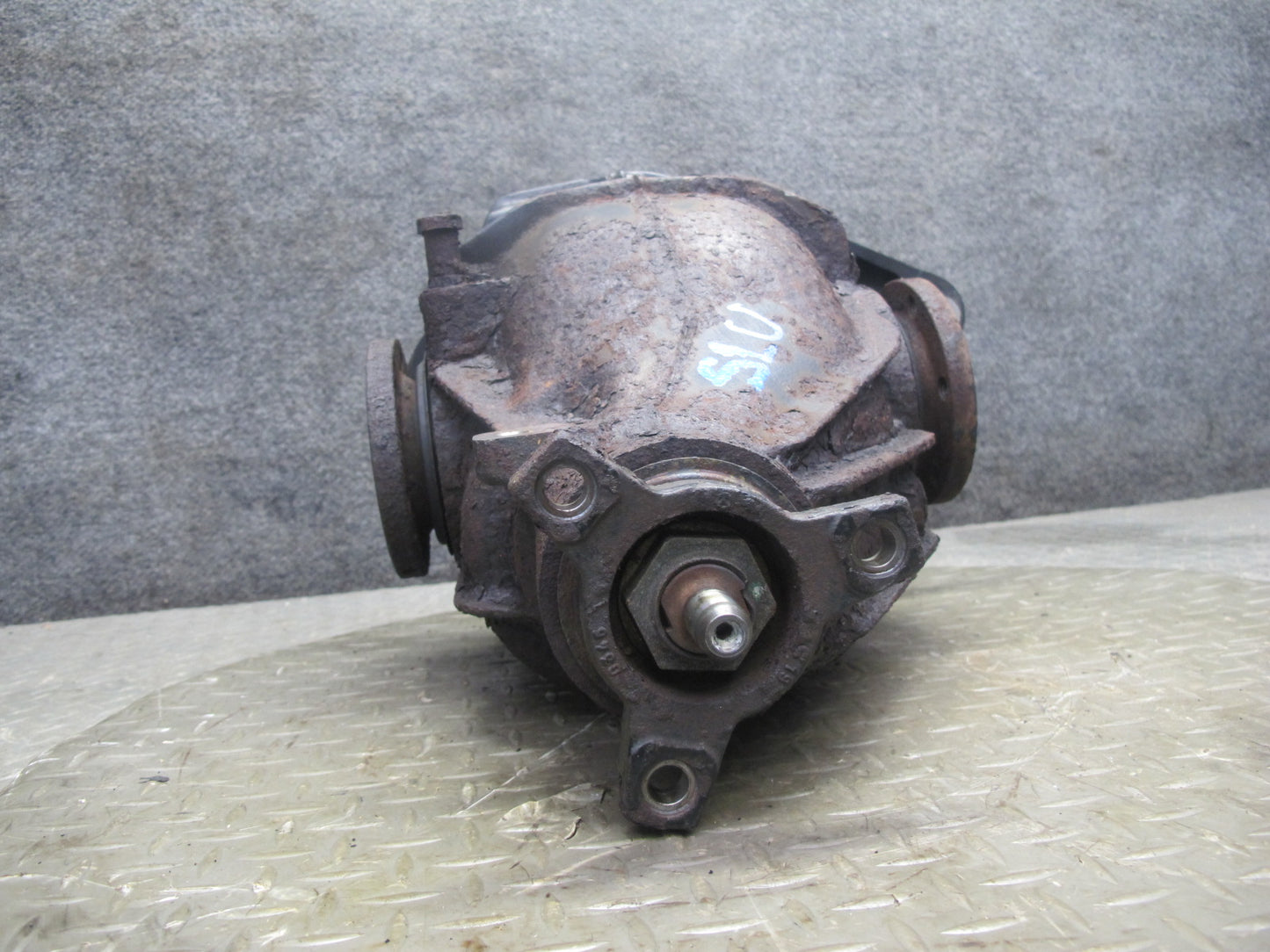 99-02 Mercedes R129 SL500 Rear Axle Differential Carrier 2.65 Ratio OEM