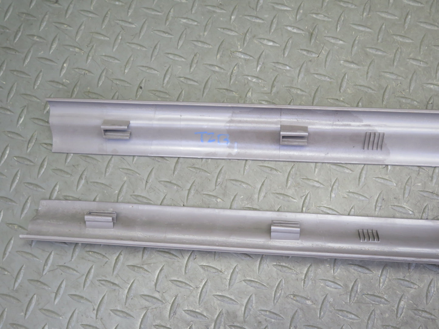 95-99 BMW E36 318ti Compact Set of 2 Left & Right Door Sill Trim Panel OEM