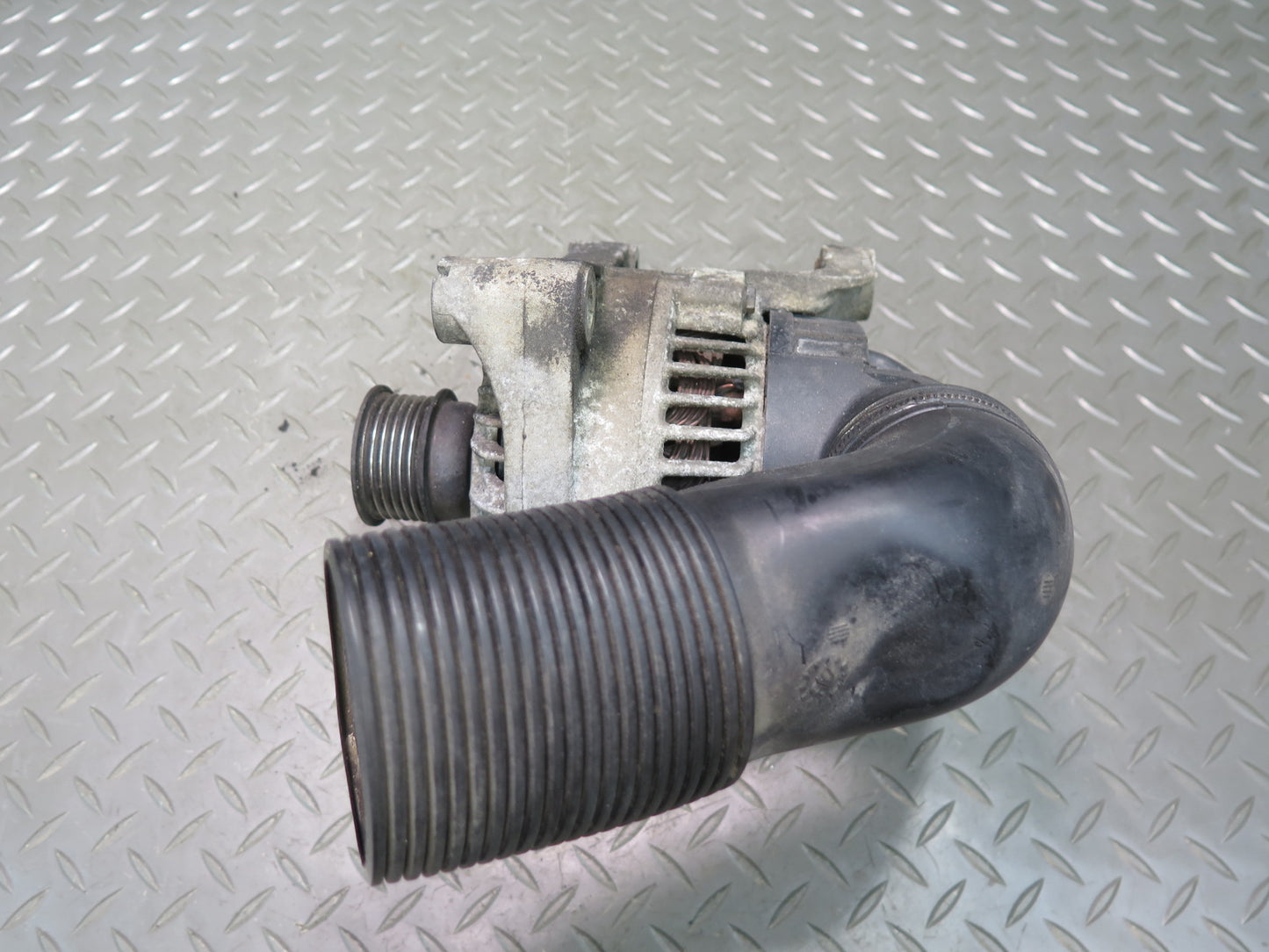 96-99 BMW E36 328ic 3-SERIES 80A Alternator Generator w Cooling Duct Pipe OEM