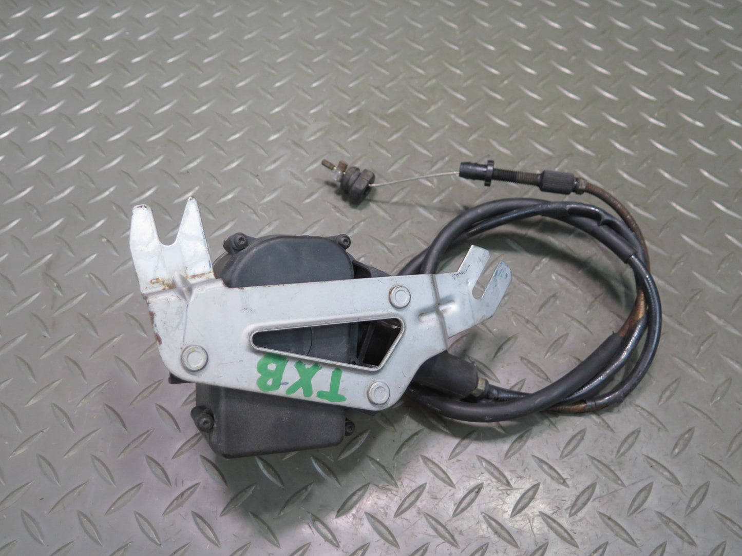 95-99 BMW E36 328ic 3-SERIES Cruise Control Actuator Motor 8360043 OEM