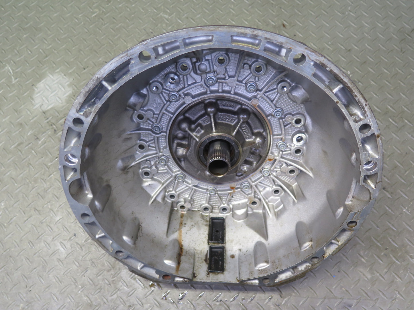 99-02 Mercedes R129 SL500 722.624 Automatic Transmission Bell Housing w Oil Pump