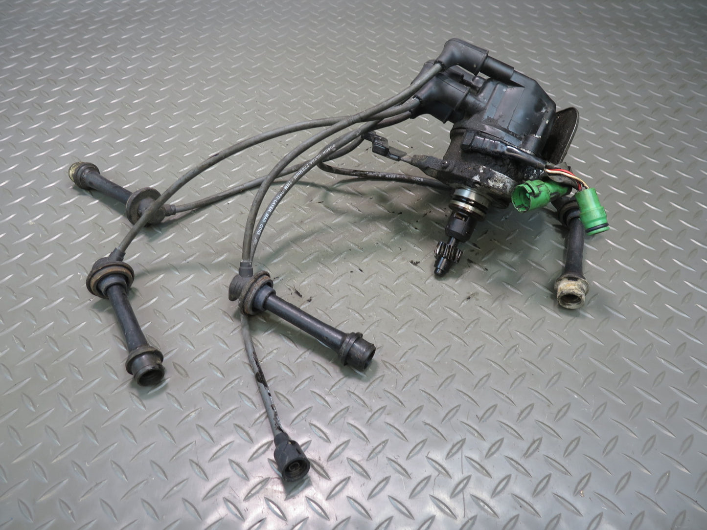 88-89 Toyota MR2 AW15 4AGELC Ignition Distributor w Spark Plug Coil Assembly OEM