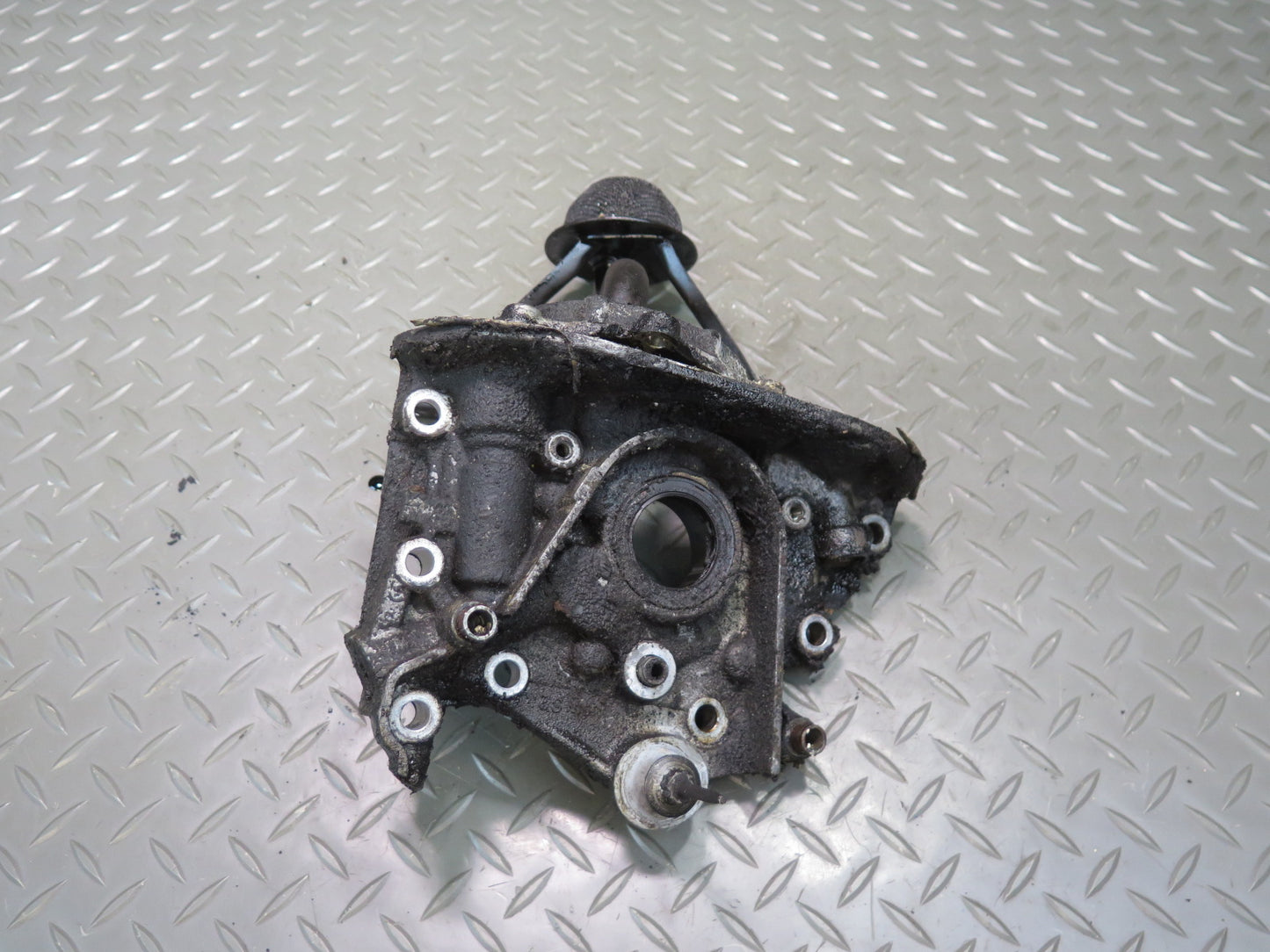 85-89 Toyota MR2 AW15 4AGELC NA Engine Oil Pump w Oil Pickup & Seal Retainer OEM