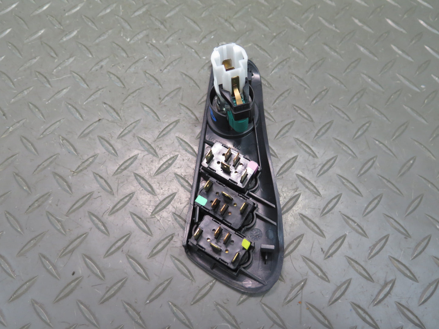 2000-2002 Porsche Boxster 986 Front Right Center Console Switch Panel Trim