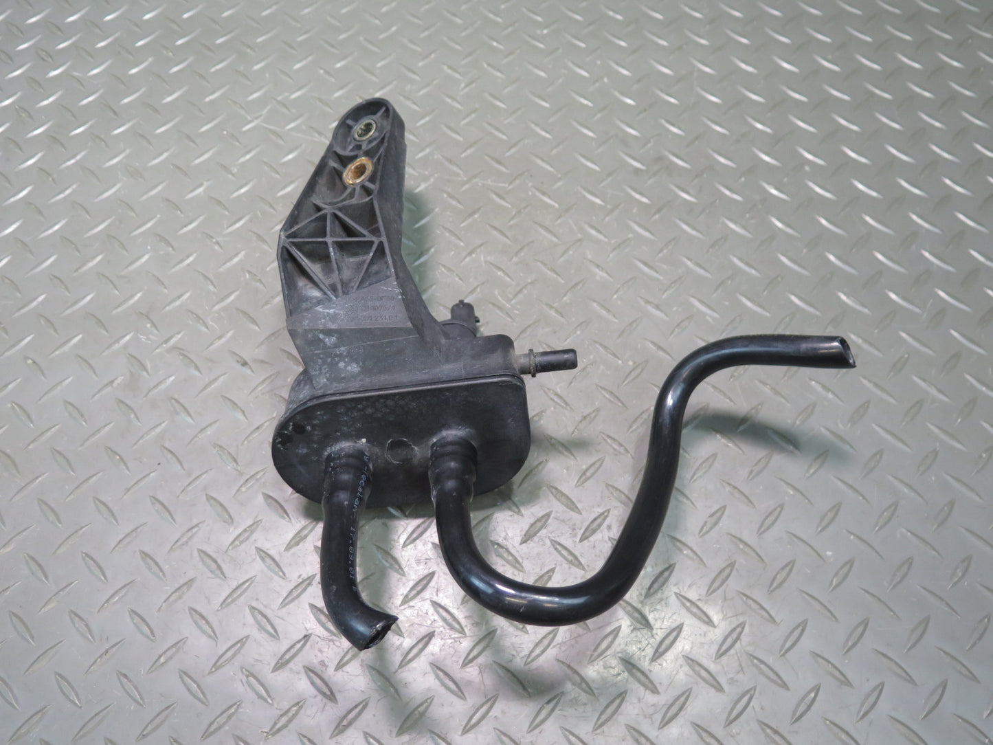 1997-2004 Porsche Boxster 986 Fuel Evap Vapor Charcoal Canister Vent Valve