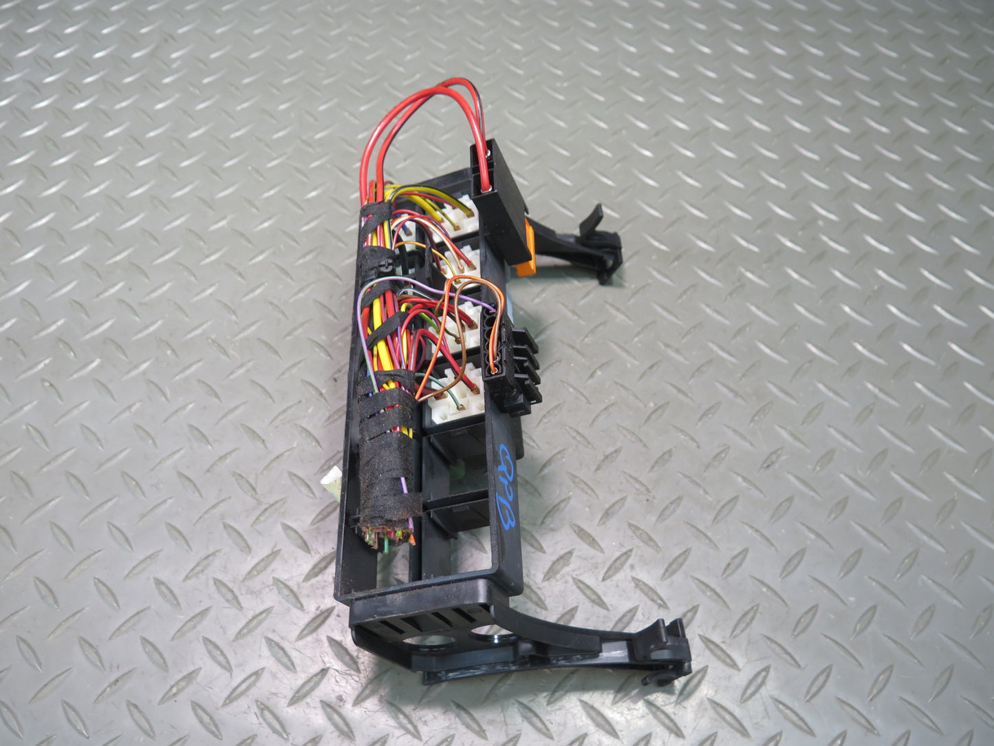 1997-2004 Porsche Boxster 986 Fuse Relay Box Module
