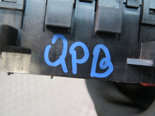 2000-2004 Porsche Boxster 986 Fuse Relay Junction Box Module Unit