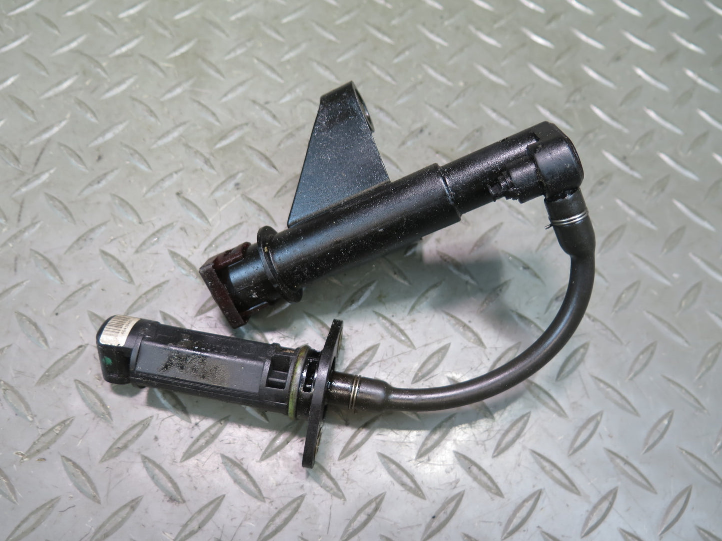 99-02 Mercedes R129 SL500 M113.961 Engine Oil Level Sensor 0041535328 OEM