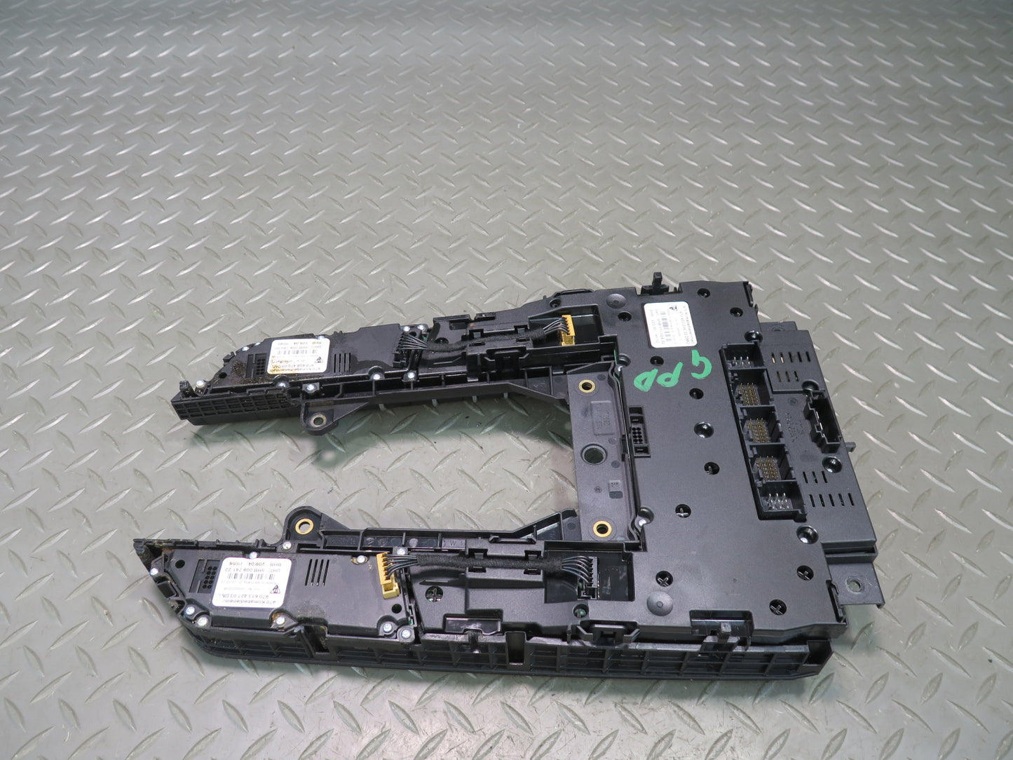 2012-2013 Porsche Panamera 970 Center Console A/C Heater Climate Control Switch