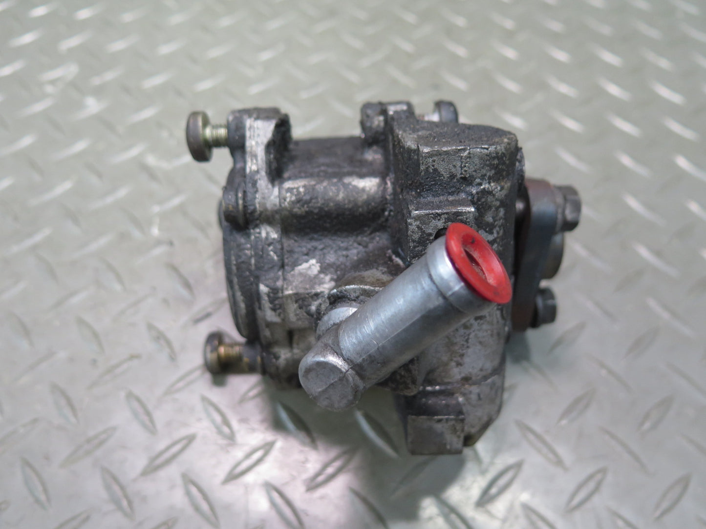 96-99 BMW E36 318ti 1.9L M44 Power Steering Pump OEM