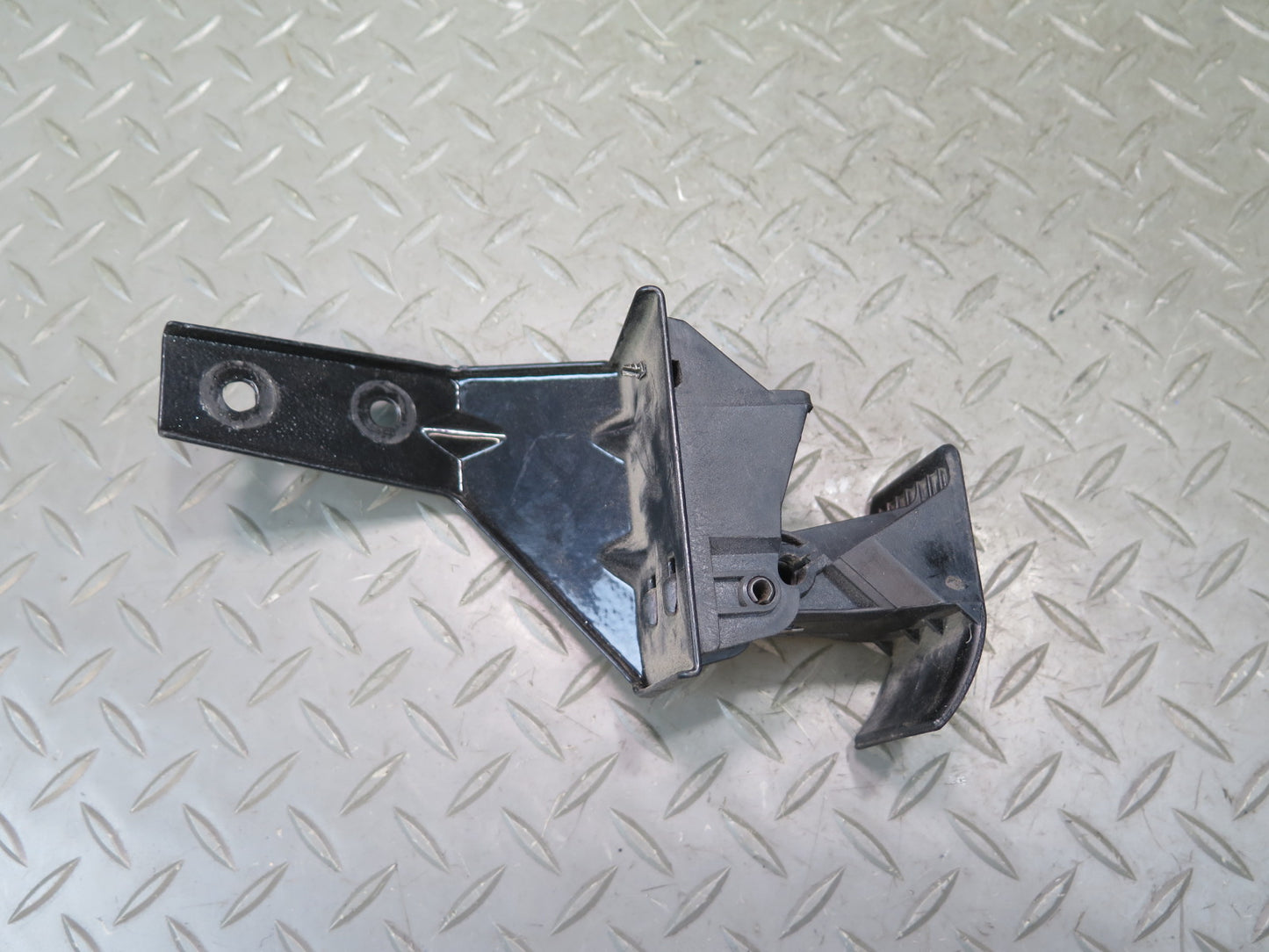 84-96 Chevrolet Corvette C4 Hood Lock Latch w Release Handle & Cable Set OEM