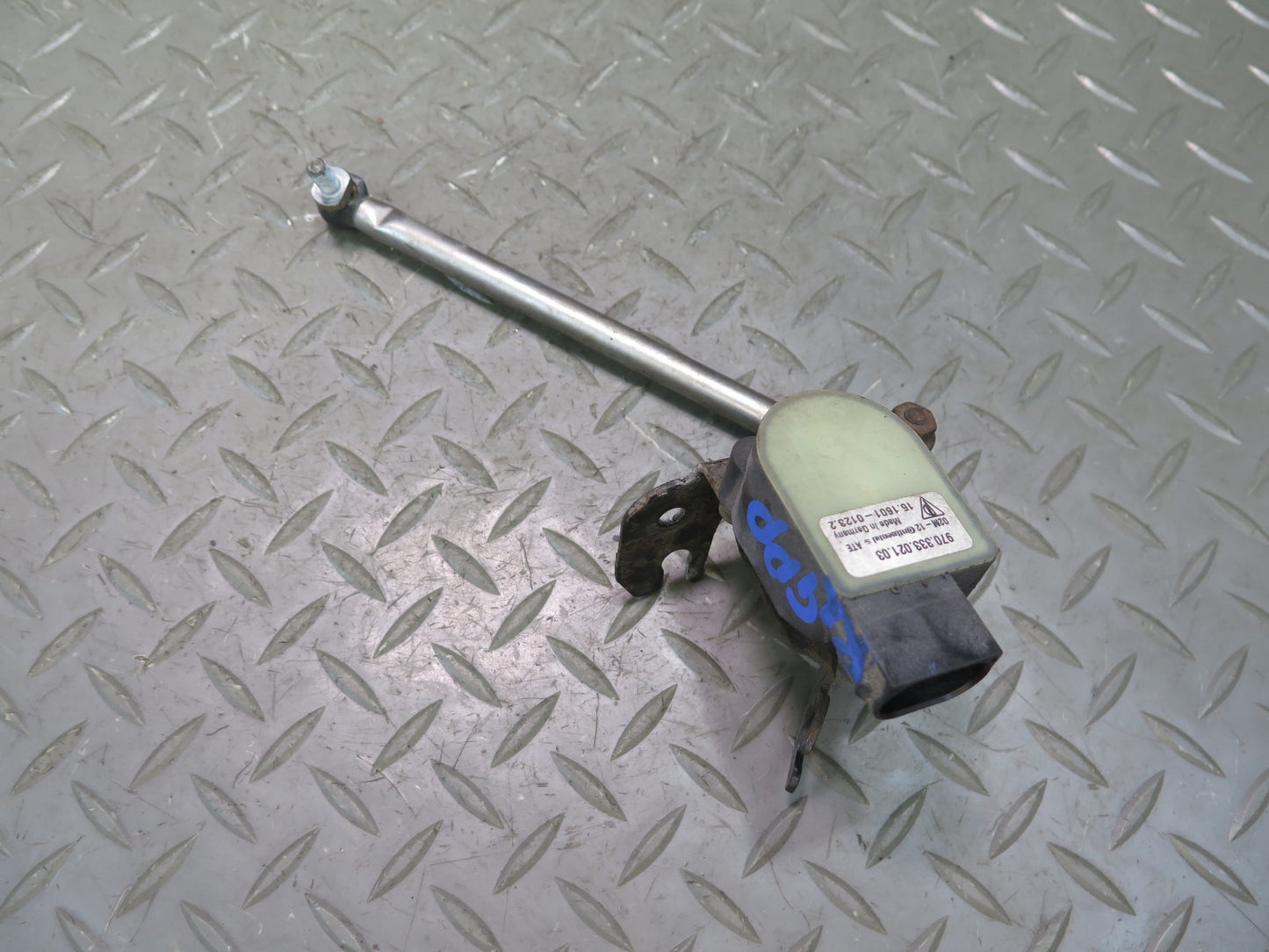 2010-2016 Porsche Panamera 970 Rear Left Side Suspension Height Level Sensor