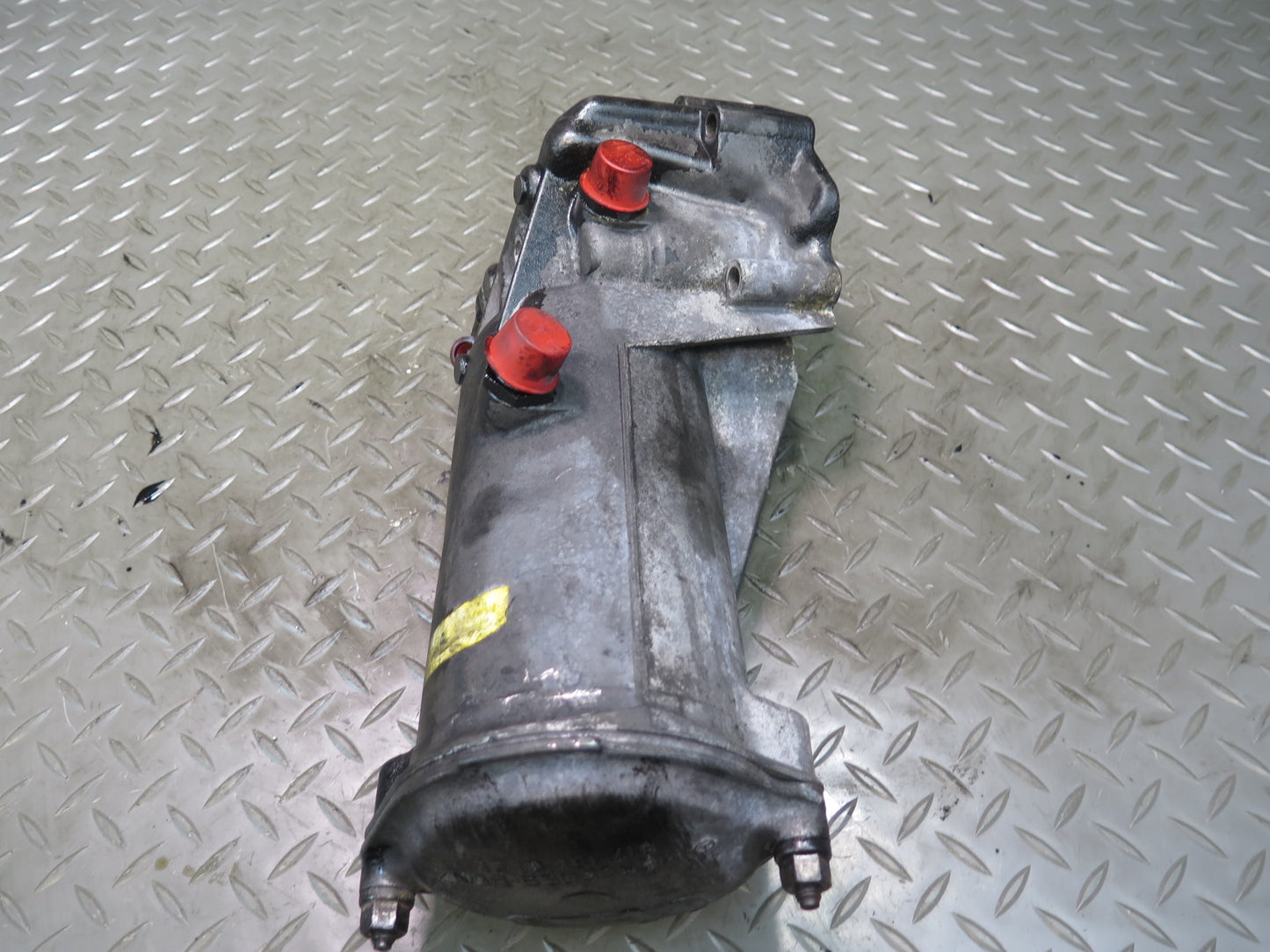 81-85 Mercedes W123 300D OM617 Turbo Diesel Engine Oil Filter Housing OEM