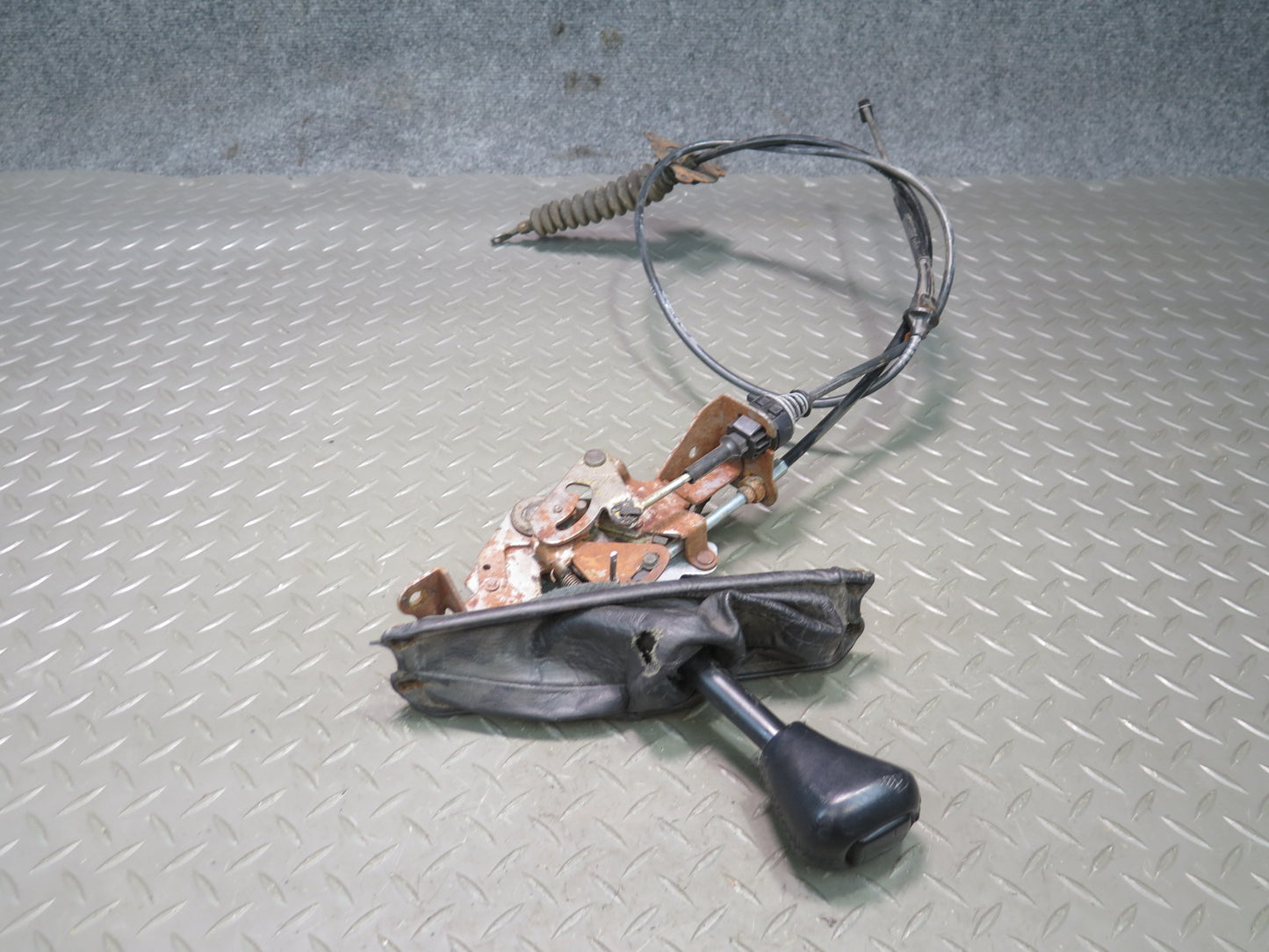 92-93 Chevrolet Corvette C4 A/T Automatic Transmission Shifter w Cable OEM