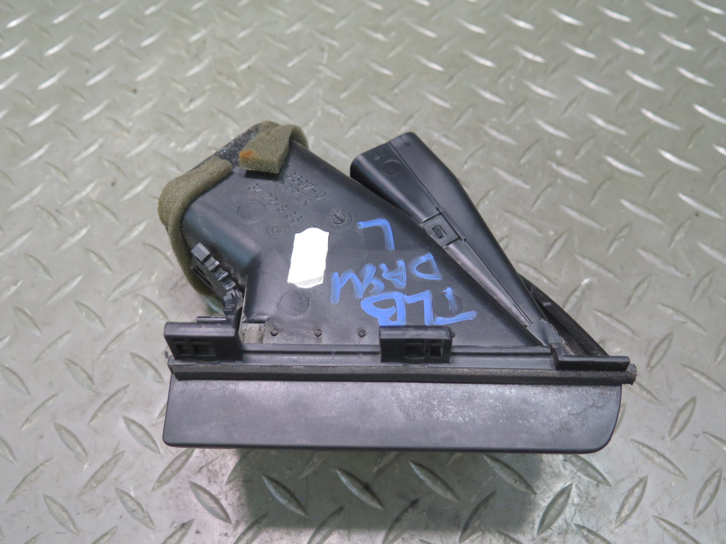 2001-2006 BMW E46 M3 3-SERIES Set of 3 Dash Front Left Center Right Air Vent