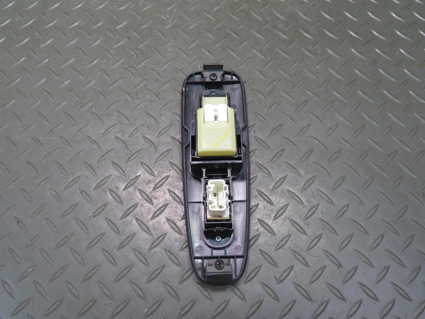 98-00 Lexus UCF20L LS400 Front Right Passenger Door Window Switch w Trim OEM