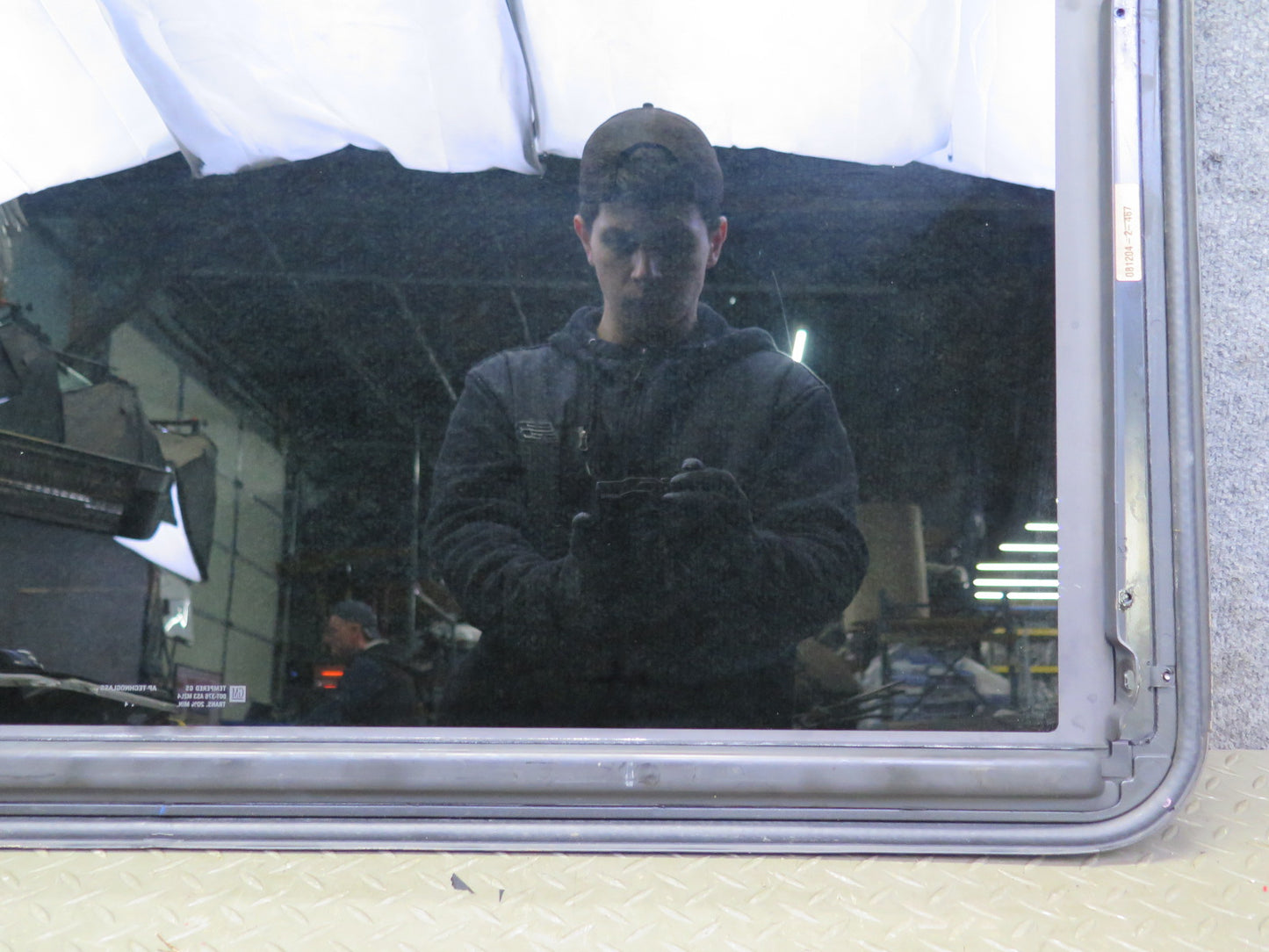 2003-2009 Hummer H2 Front Upper Sunroof Glass Window Panel