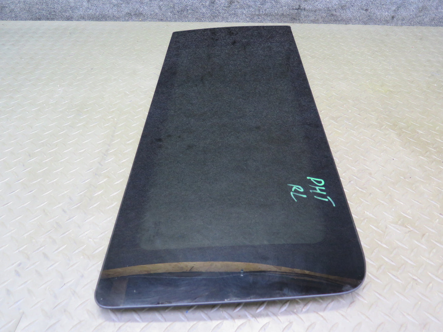 2003-2007 Hummer H2 Rear Left Driver Side Quarter Glass Window