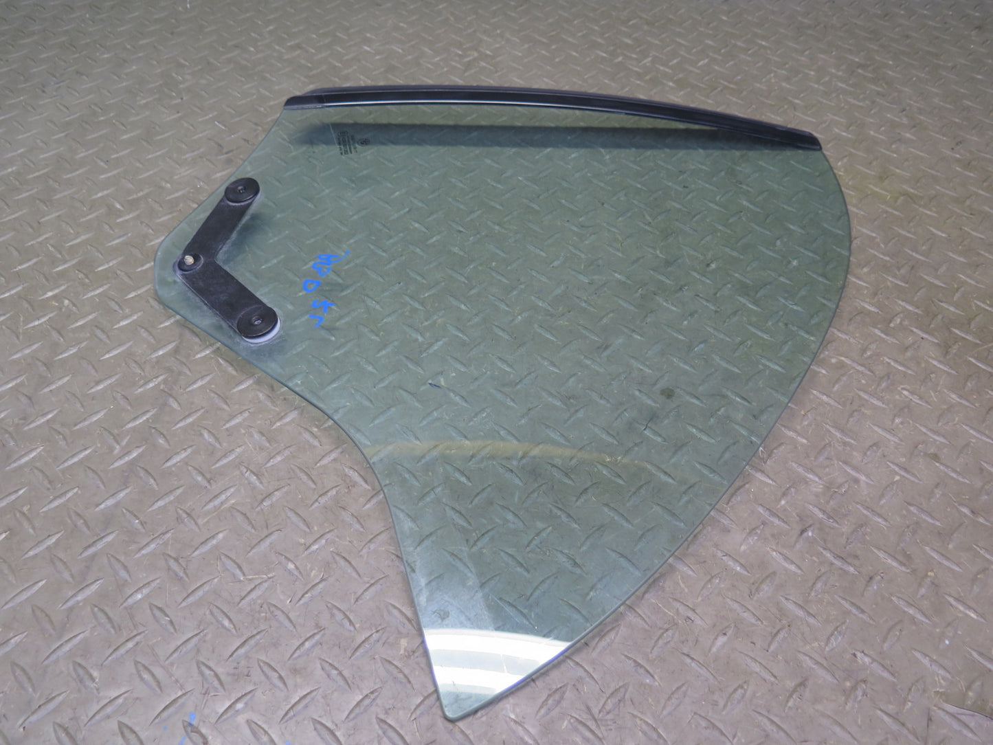 2001-2006 BMW E46 M3 Convertible Rear Left Quarter Glass Window