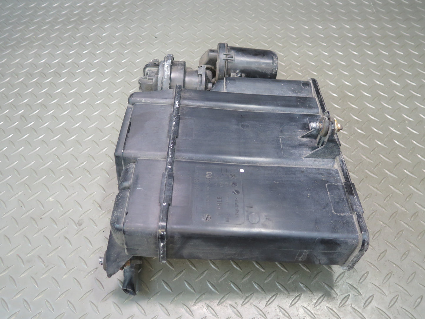2010-2013 Porsche Panamera 970 Fuel Evap Vapor Charcoal Canister w Pump