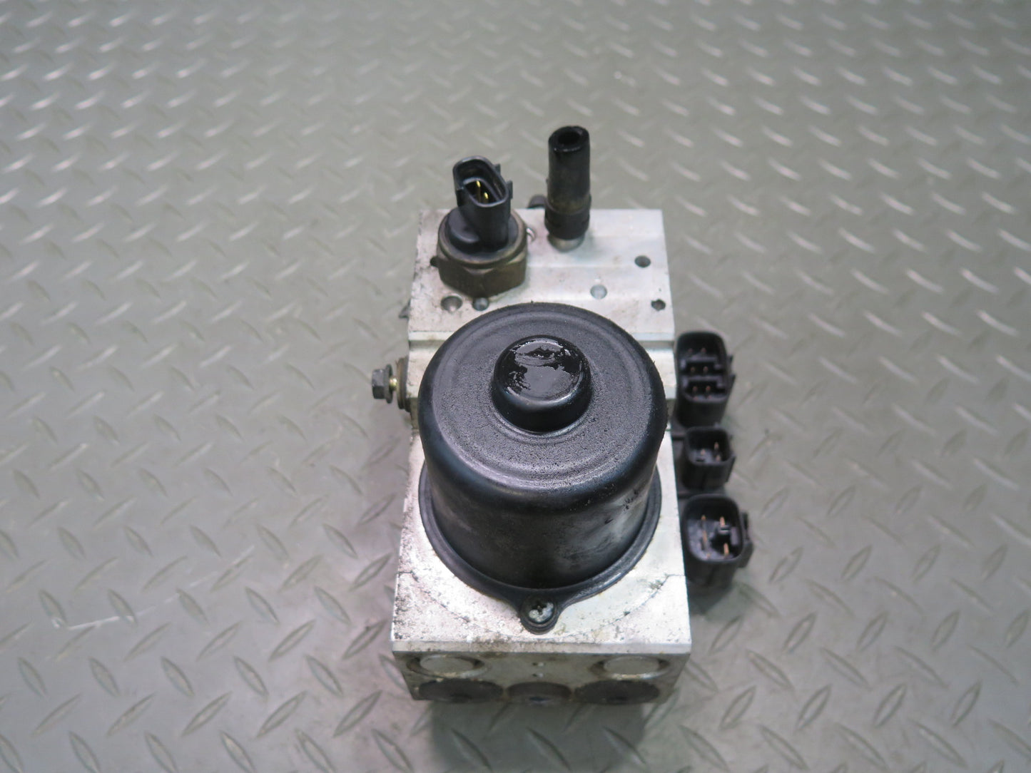 98-00 Lexus UCF20L LS400 Anti-lock Brake ABS Pump Module OEM