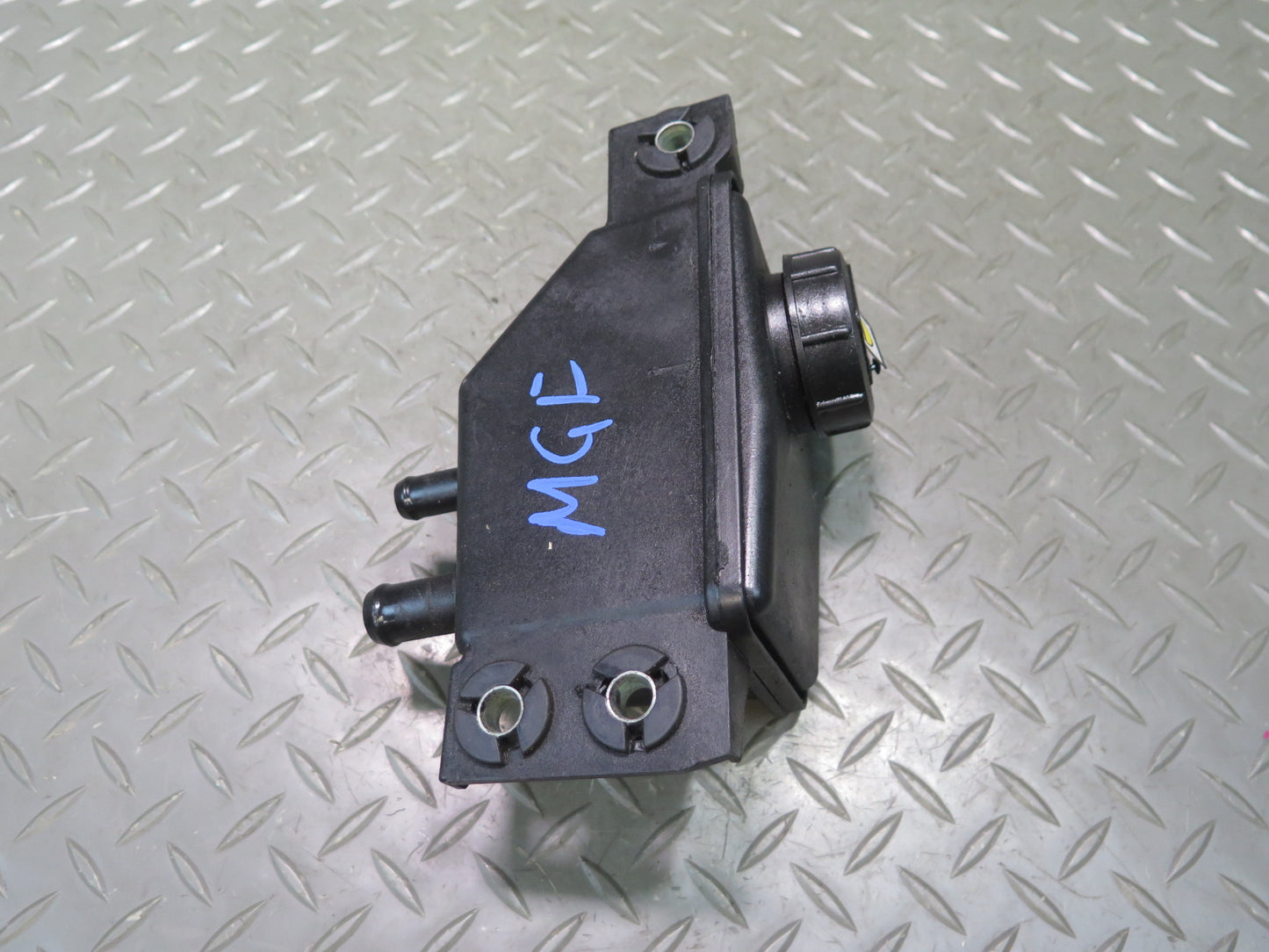 2014-2020 Maserati Ghibli M157 Power Steering Fluid Reservoir Bottle Tank