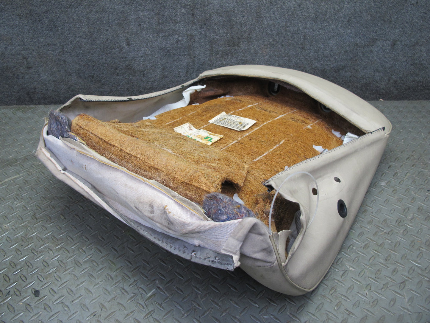 90-95 Mercedes W124 300D Front Left Seat Upper Backrest Cushion Beige OEM
