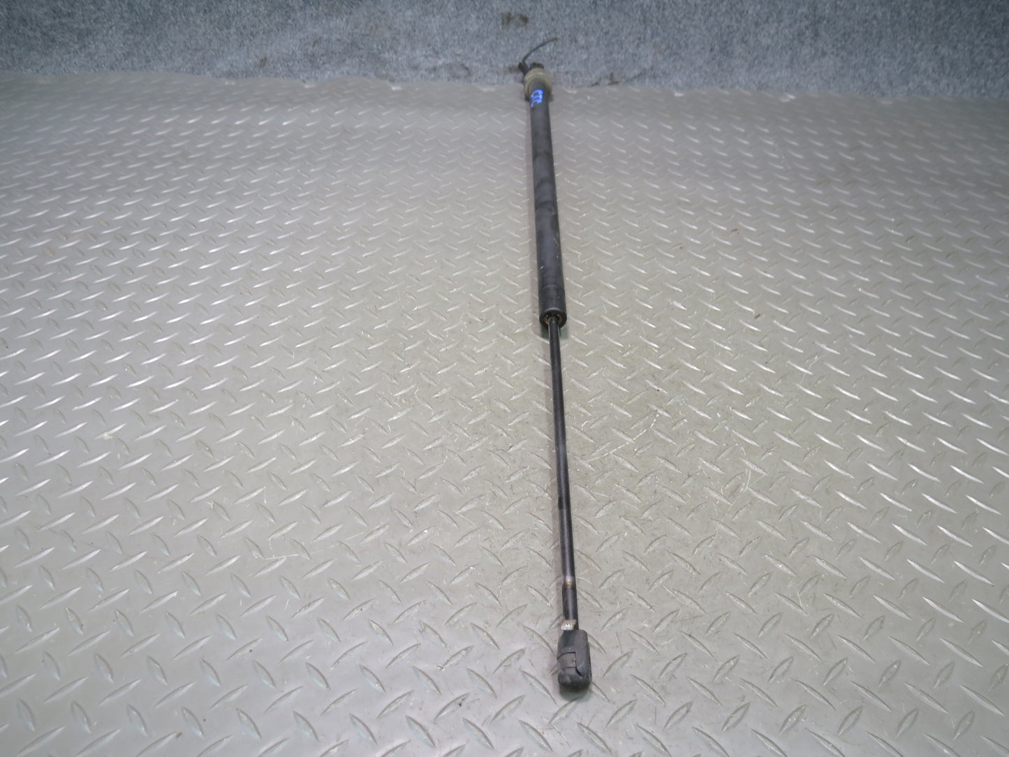 84-96 Chevrolet Corvette C4 Coupe Rear Window Lift Supports Shock Strut Set OEM