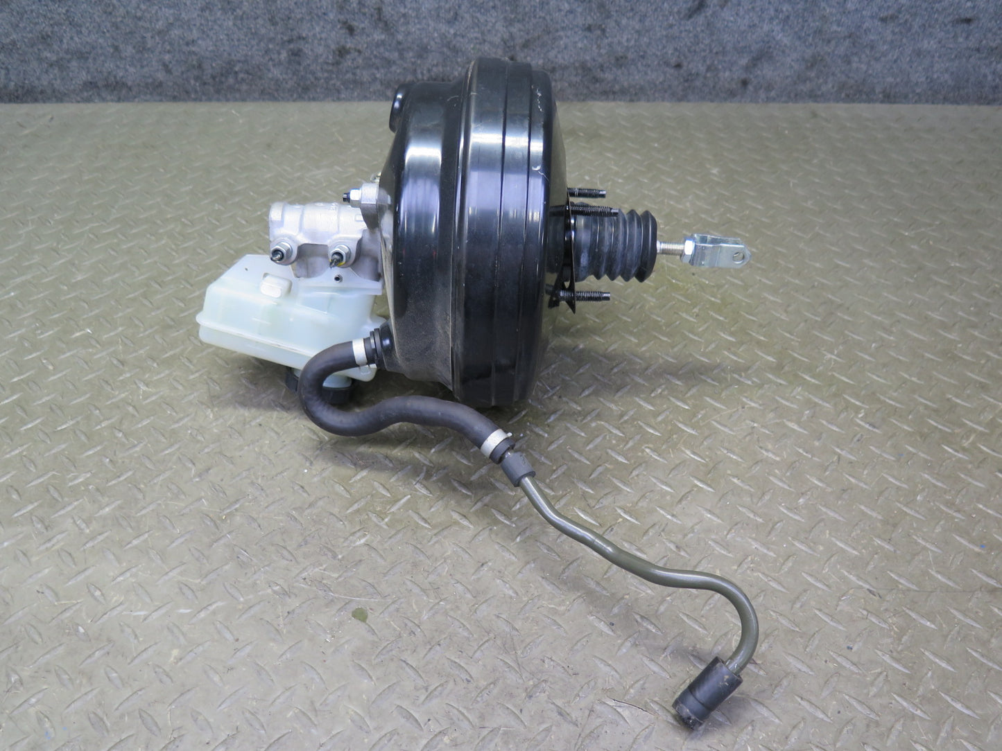 13-14 Nissan Z34 370Z Coupe Brake Master Cylinder Booster Fluid Reservoir OEM