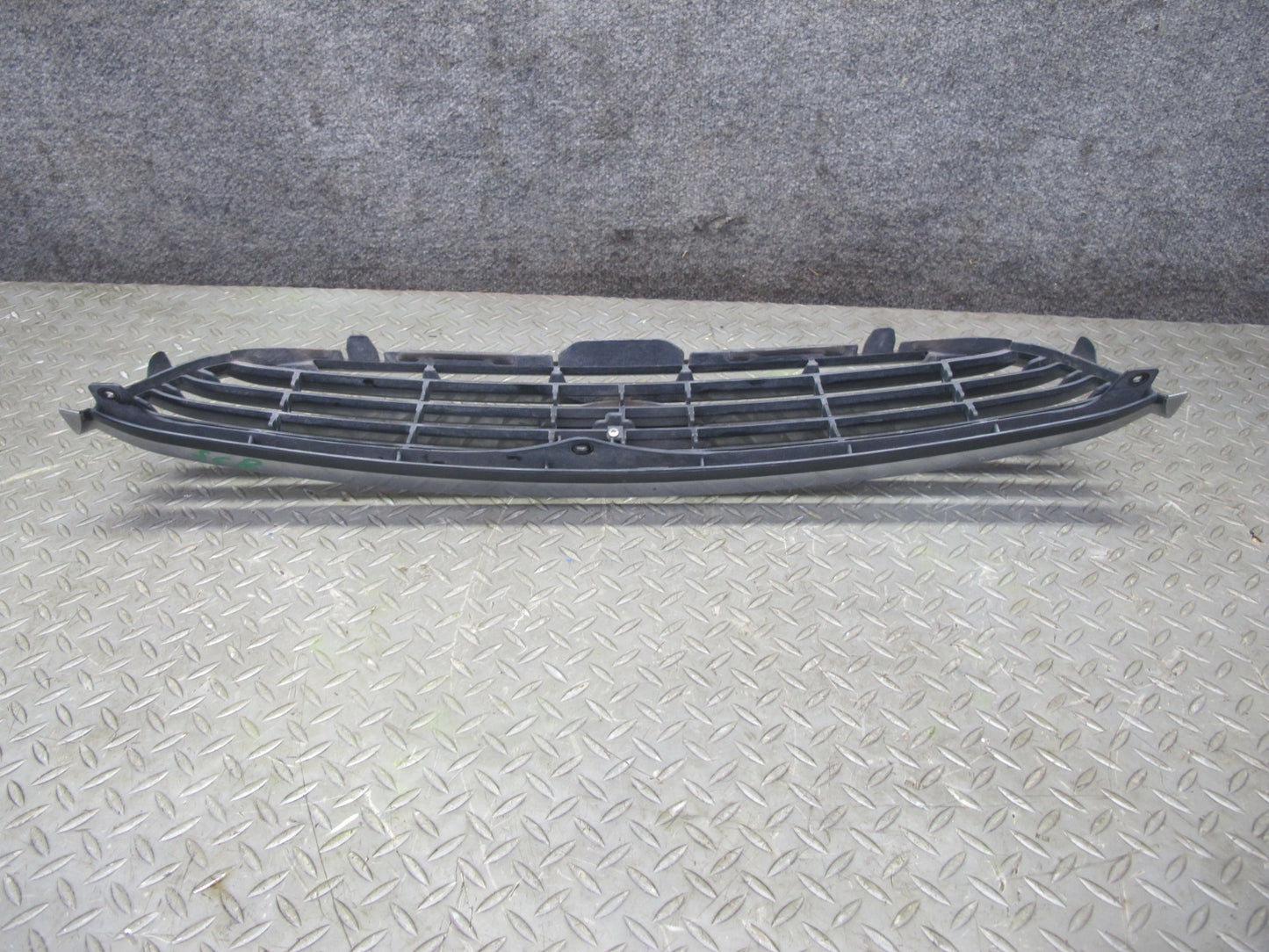 02-05 Lexus SC430 UZZ40L Front Bumper Grille Trim w Emblem OEM