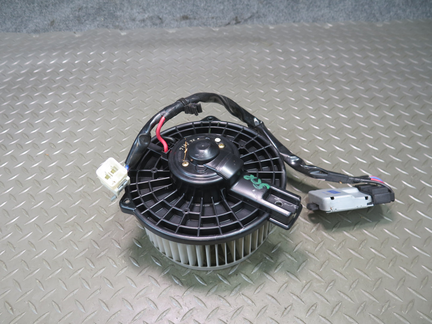 02-10 Lexus Z40 SC430 Hvac A/C Heater Blower Motor Fan w Control Module OEM