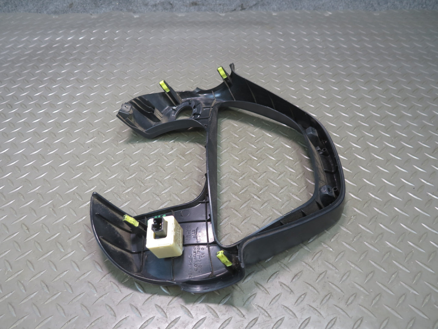 01-05 Lexus JCE10L IS300 Instrument Cluster Speedometer Trim Cover Black OEM
