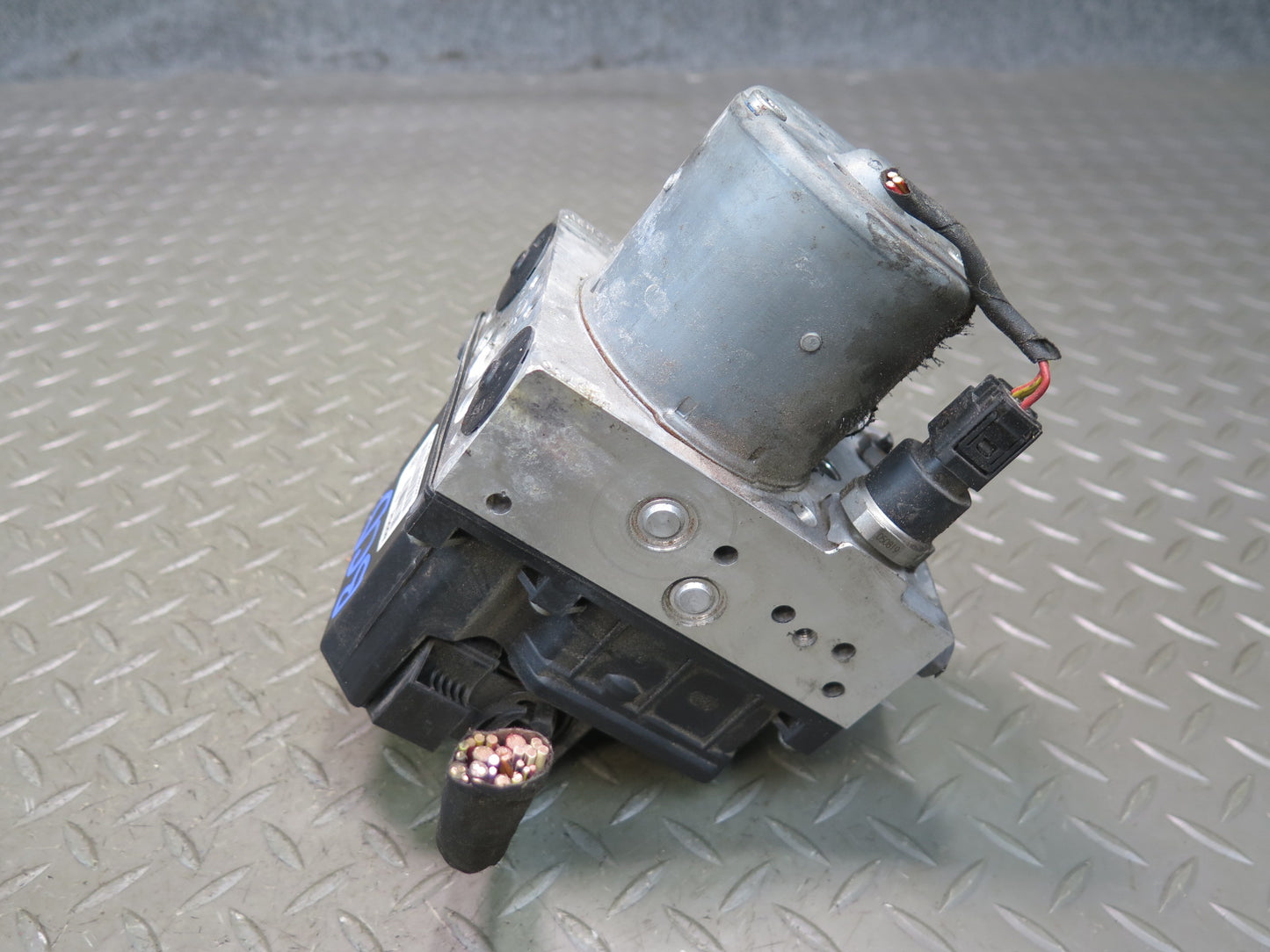 2006 Bentley Continental Flying Spur Anti Lock Brake ABS Pump Module Unit